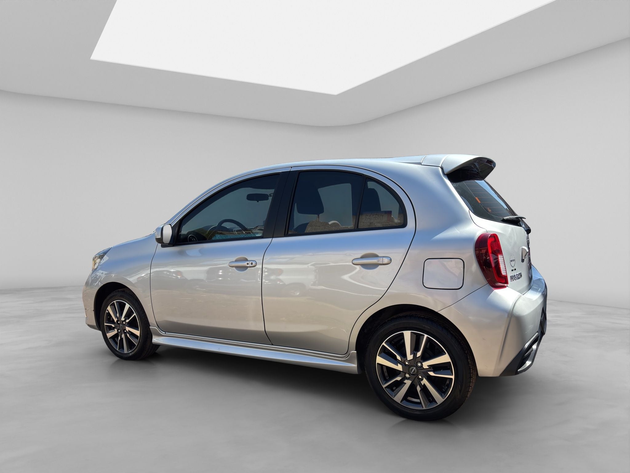 2022 Nissan March 1.6 Exclusive Mt