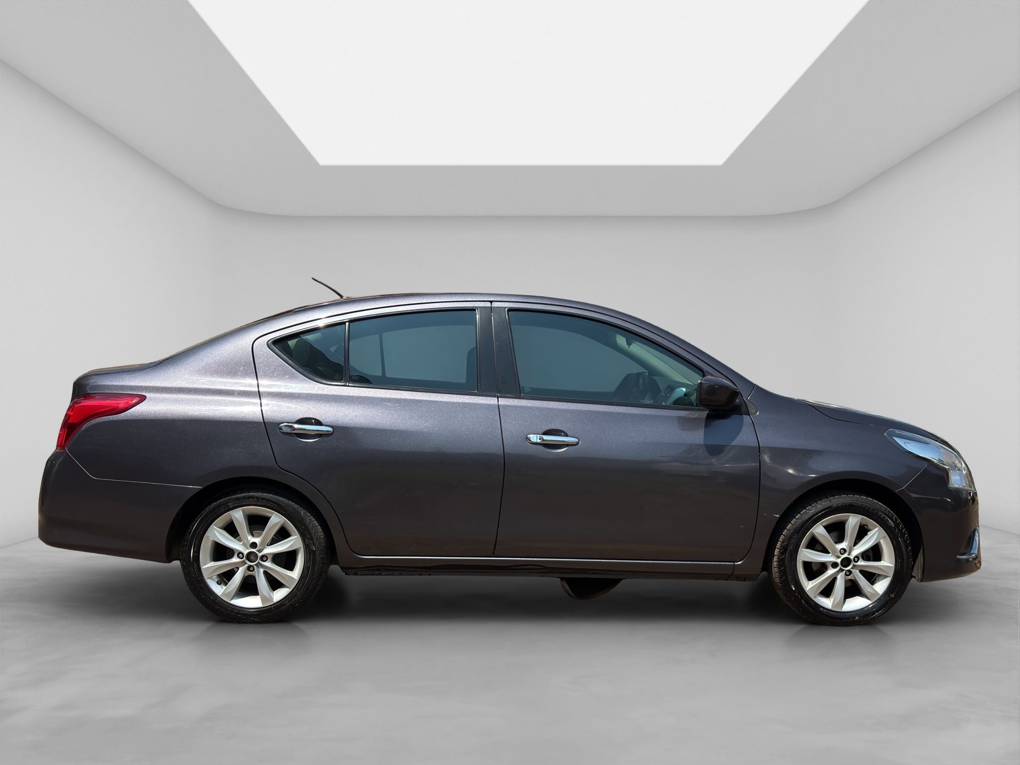 2015 Nissan Versa 1.6 Advance At