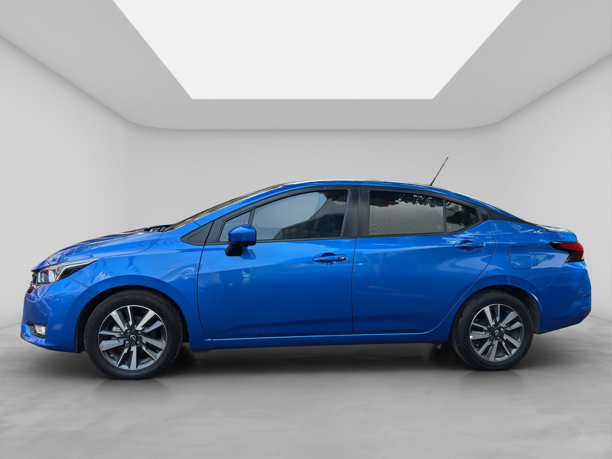 2024 Nissan Versa 1.6 Advance At