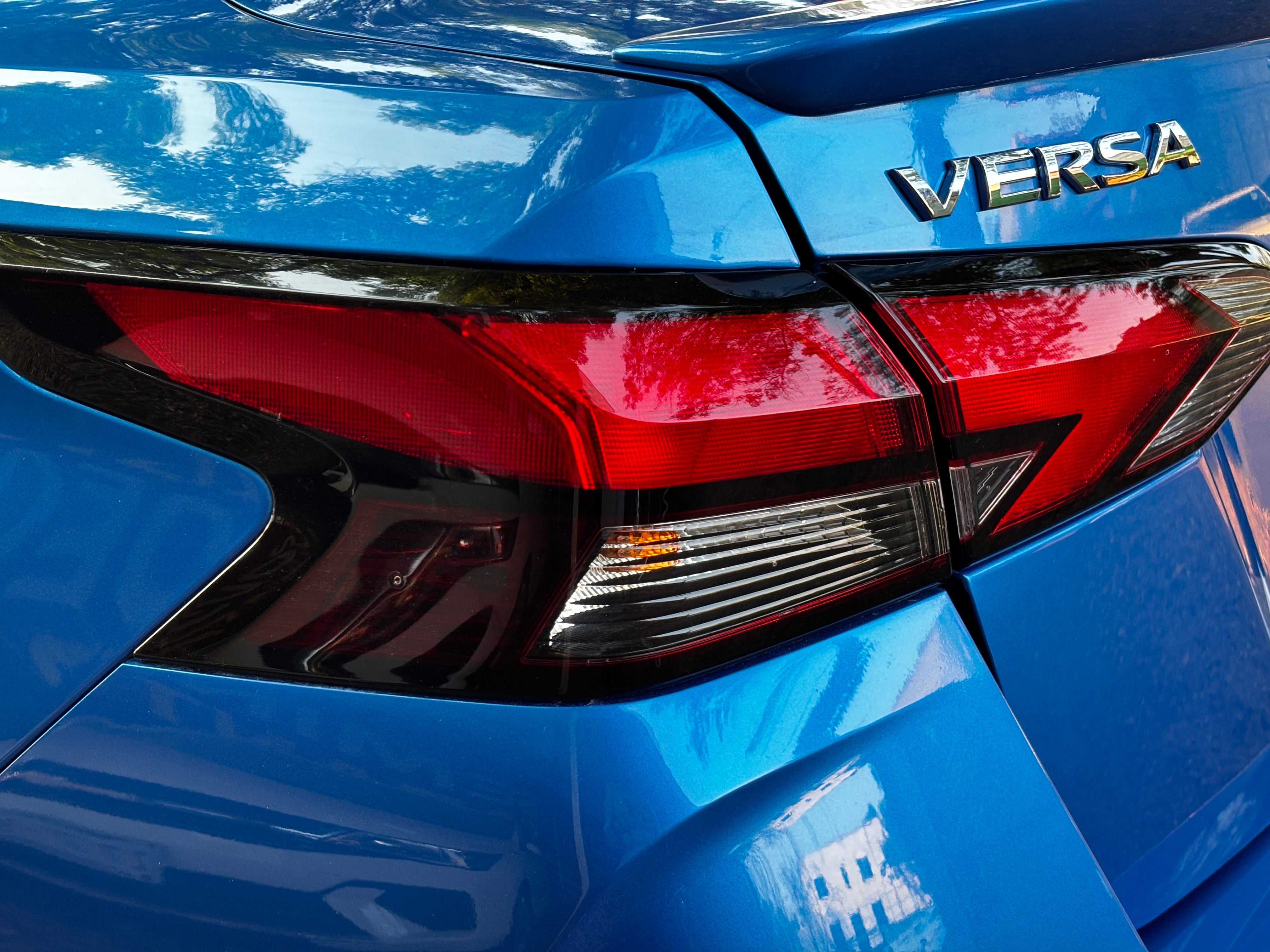 2025 Nissan Versa 1.6 SR At