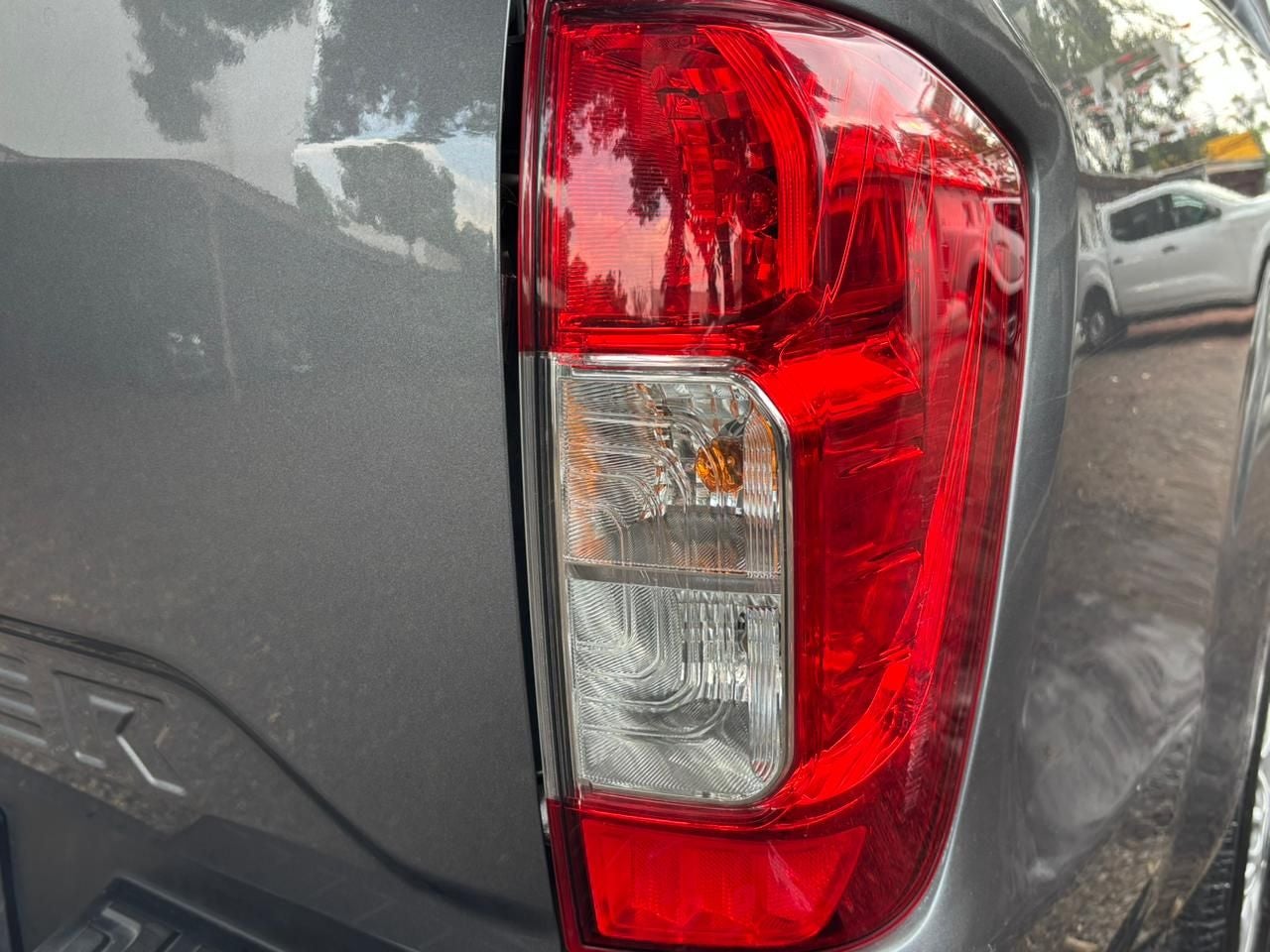 2023 Nissan Frontier 2.5 Xe Mt