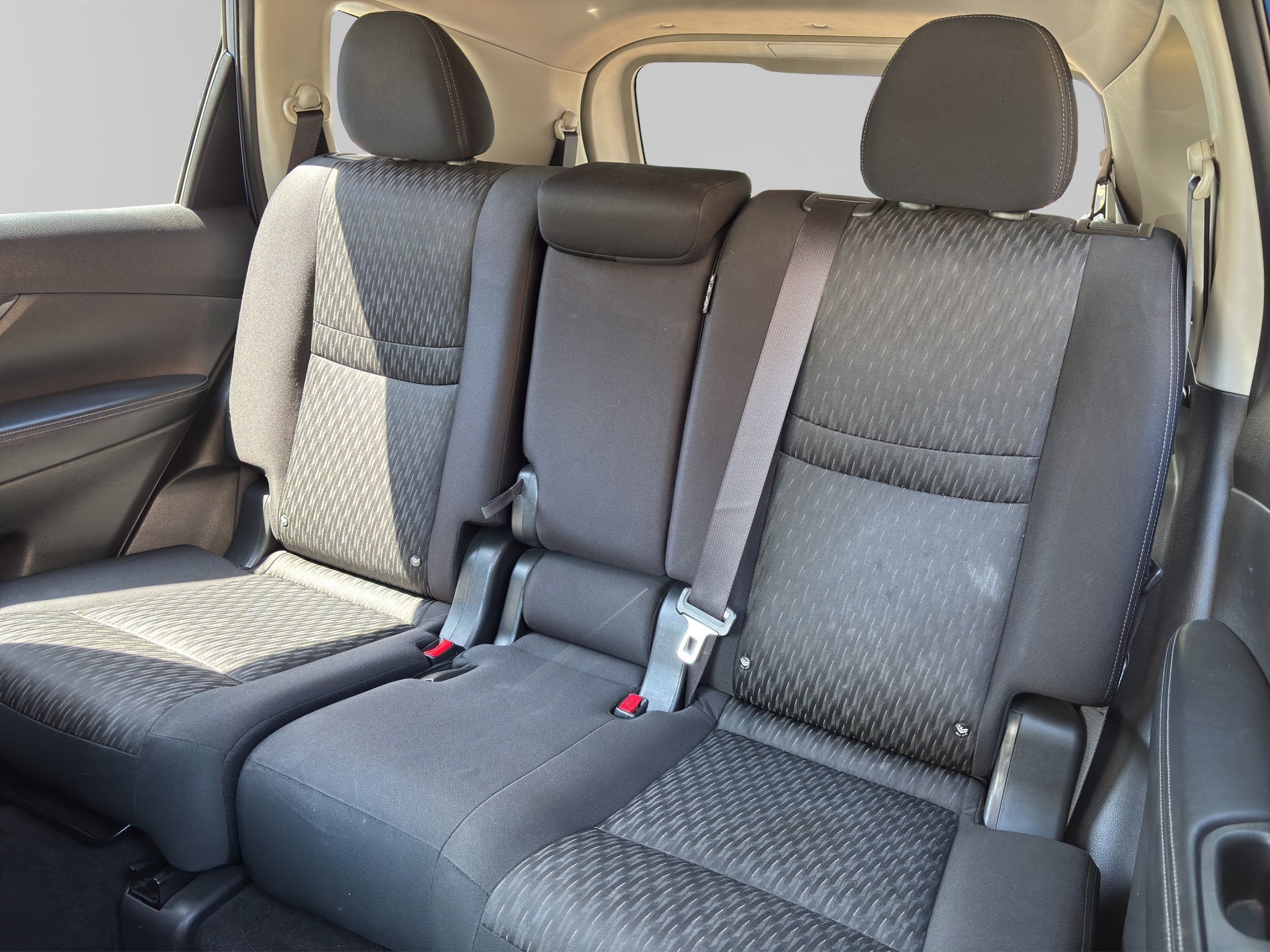 2019 Nissan X-Trail 2.5 Sense 3 Filas Cvt