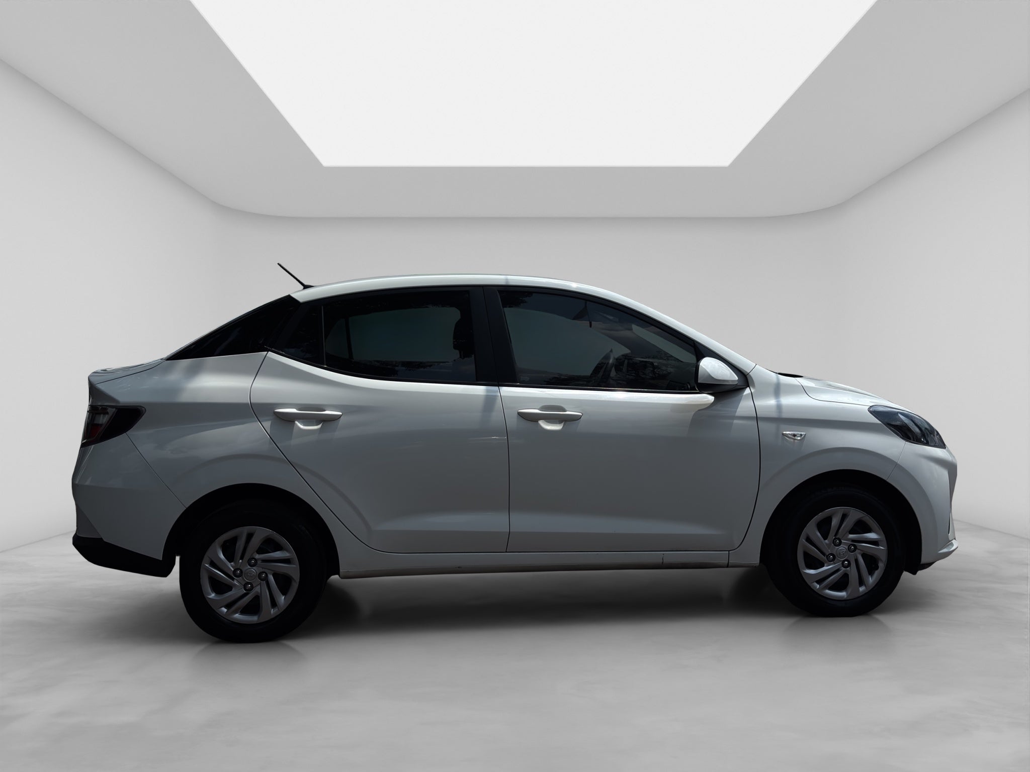 2023 Hyundai Grand i10 1.2 Gl Mid Sedan Mt