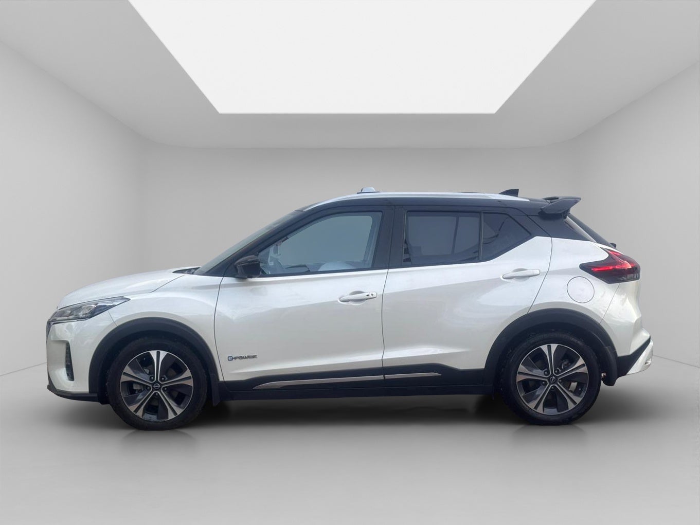 2023 Nissan Kicks E-Power Platinum