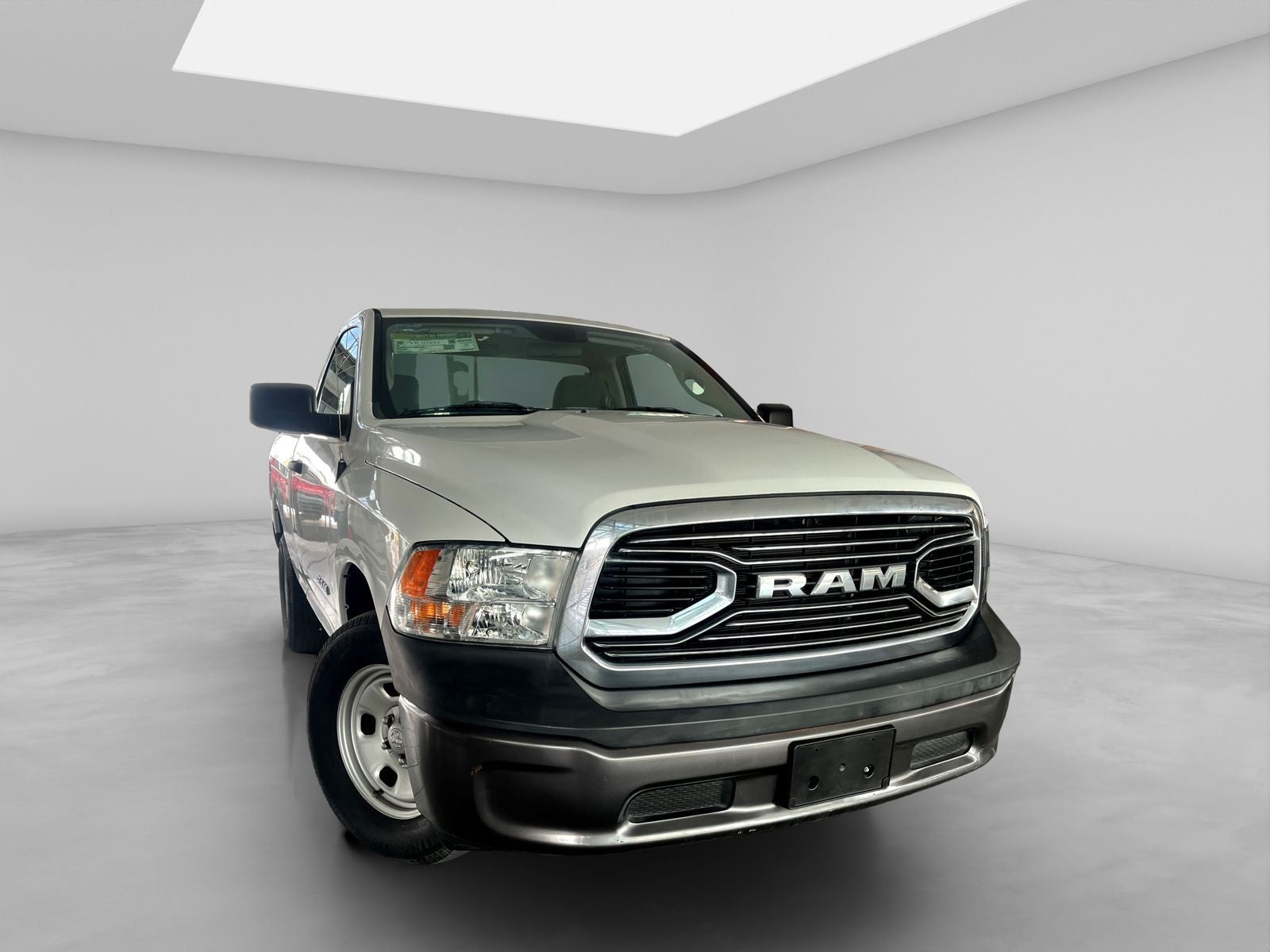 2020 RAM 1500 3.3 V6 XL Crew Cab 4x2 At
