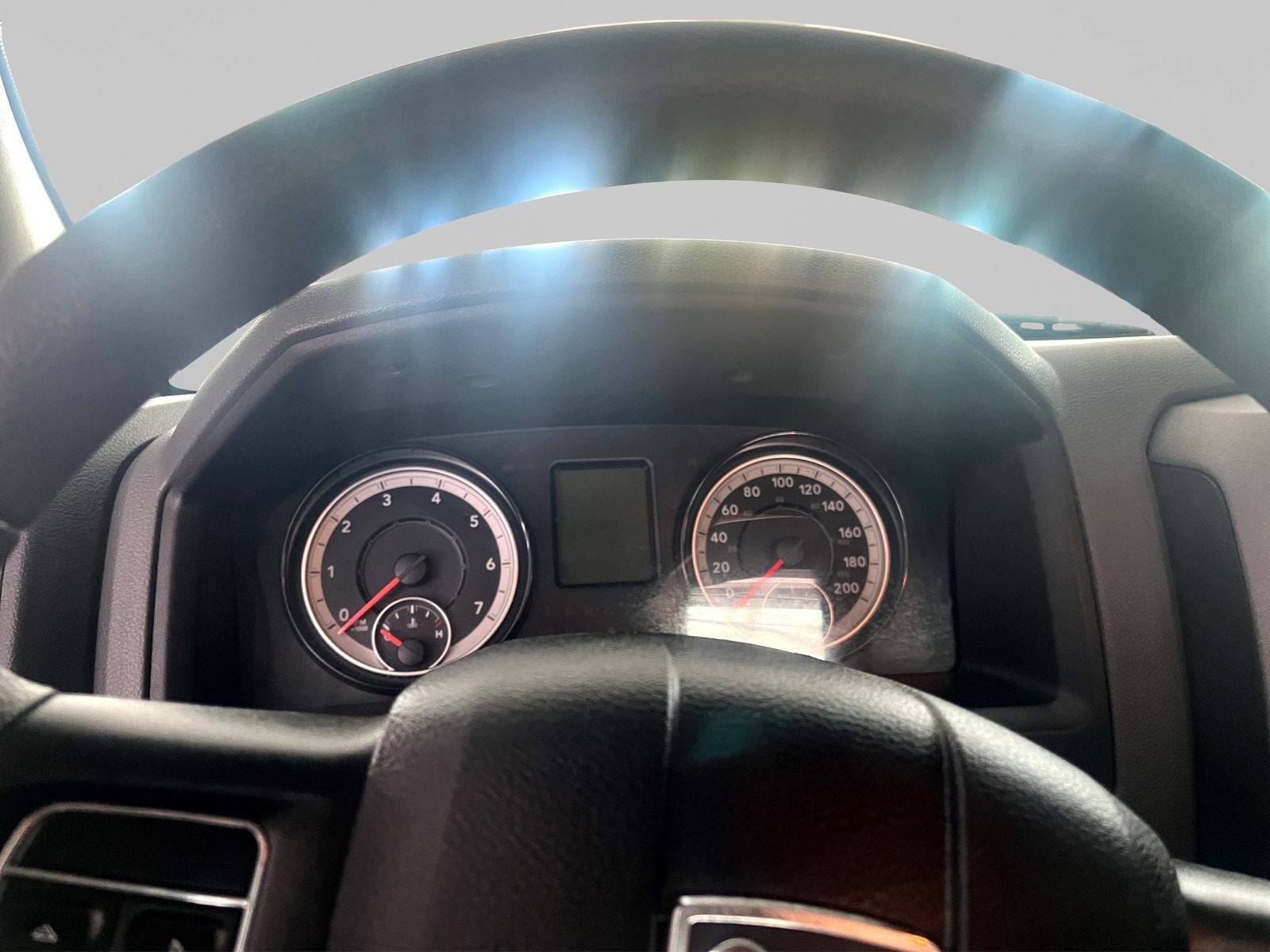 2020 RAM 1500 3.3 V6 XL Crew Cab 4x2 At