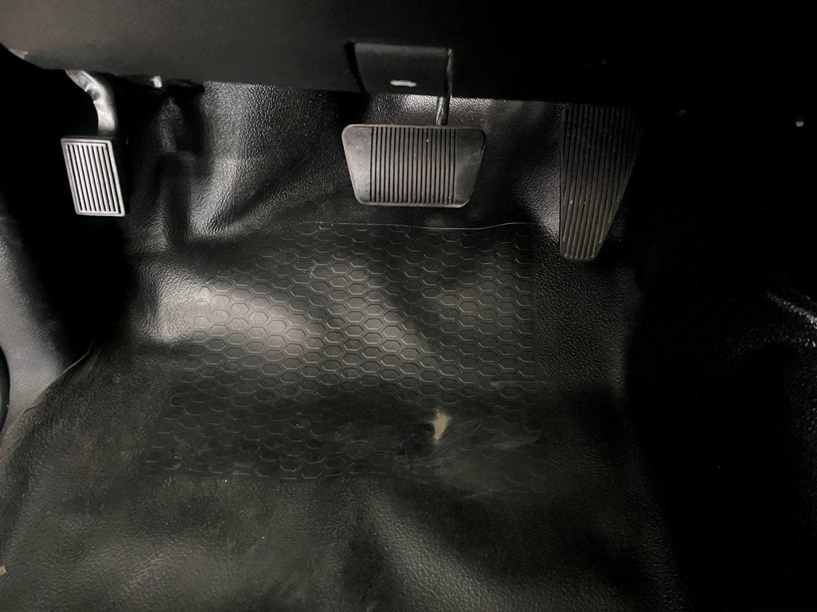 2020 RAM 1500 3.3 V6 XL Crew Cab 4x2 At