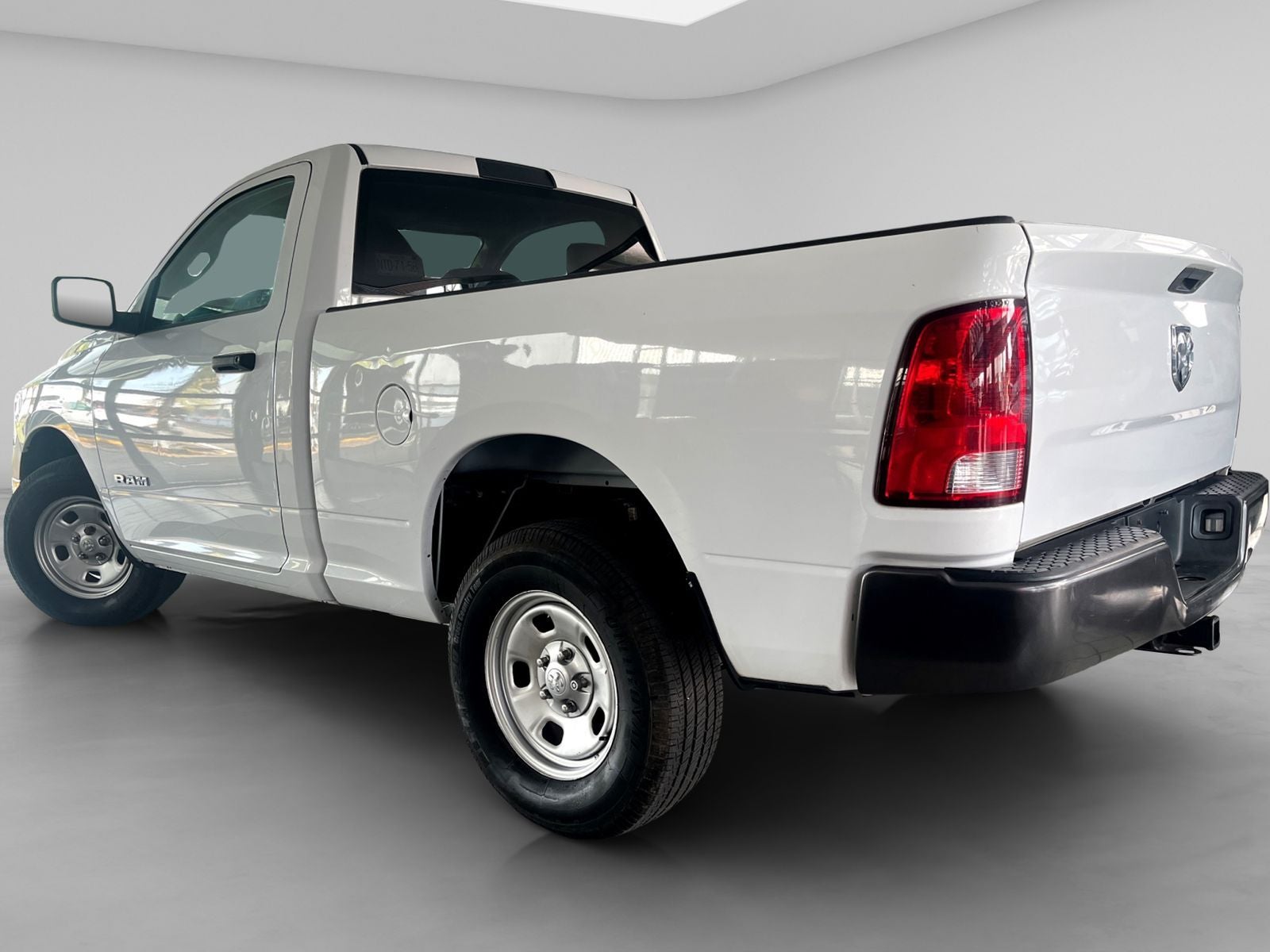 2020 RAM 1500 3.3 V6 XL Crew Cab 4x2 At