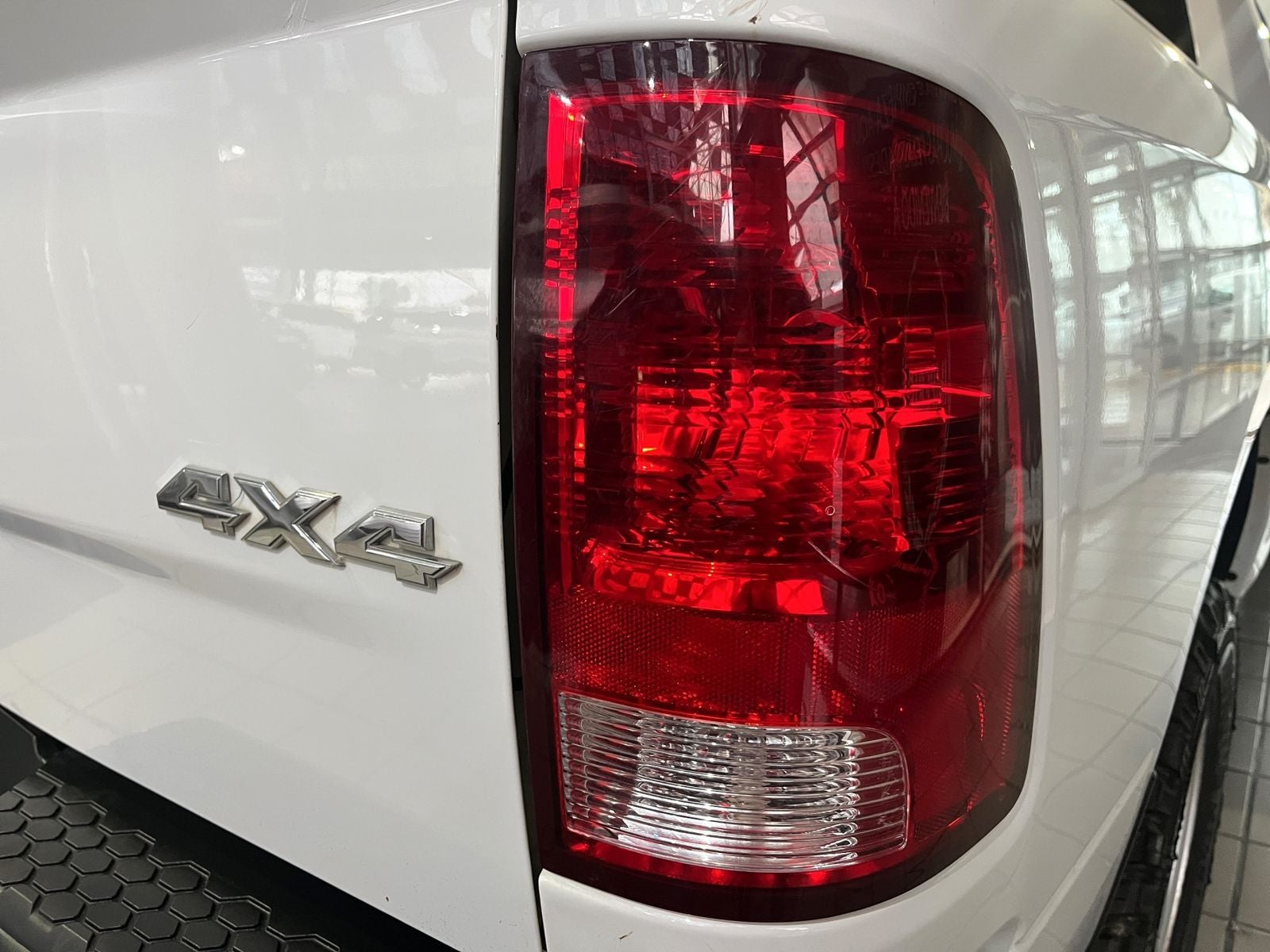 2020 RAM 1500 5.0 V8 XL Crew Cab 4x4 At