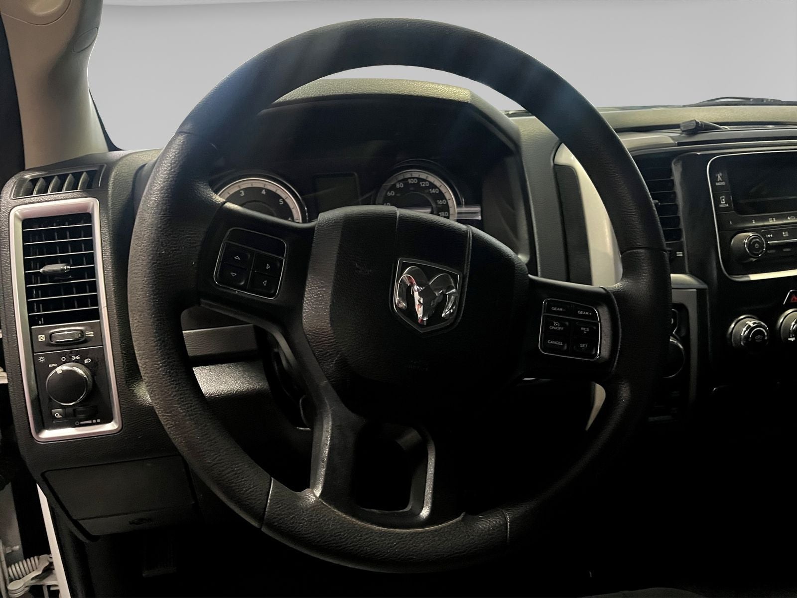 2020 RAM 1500 5.0 V8 XL Crew Cab 4x4 At