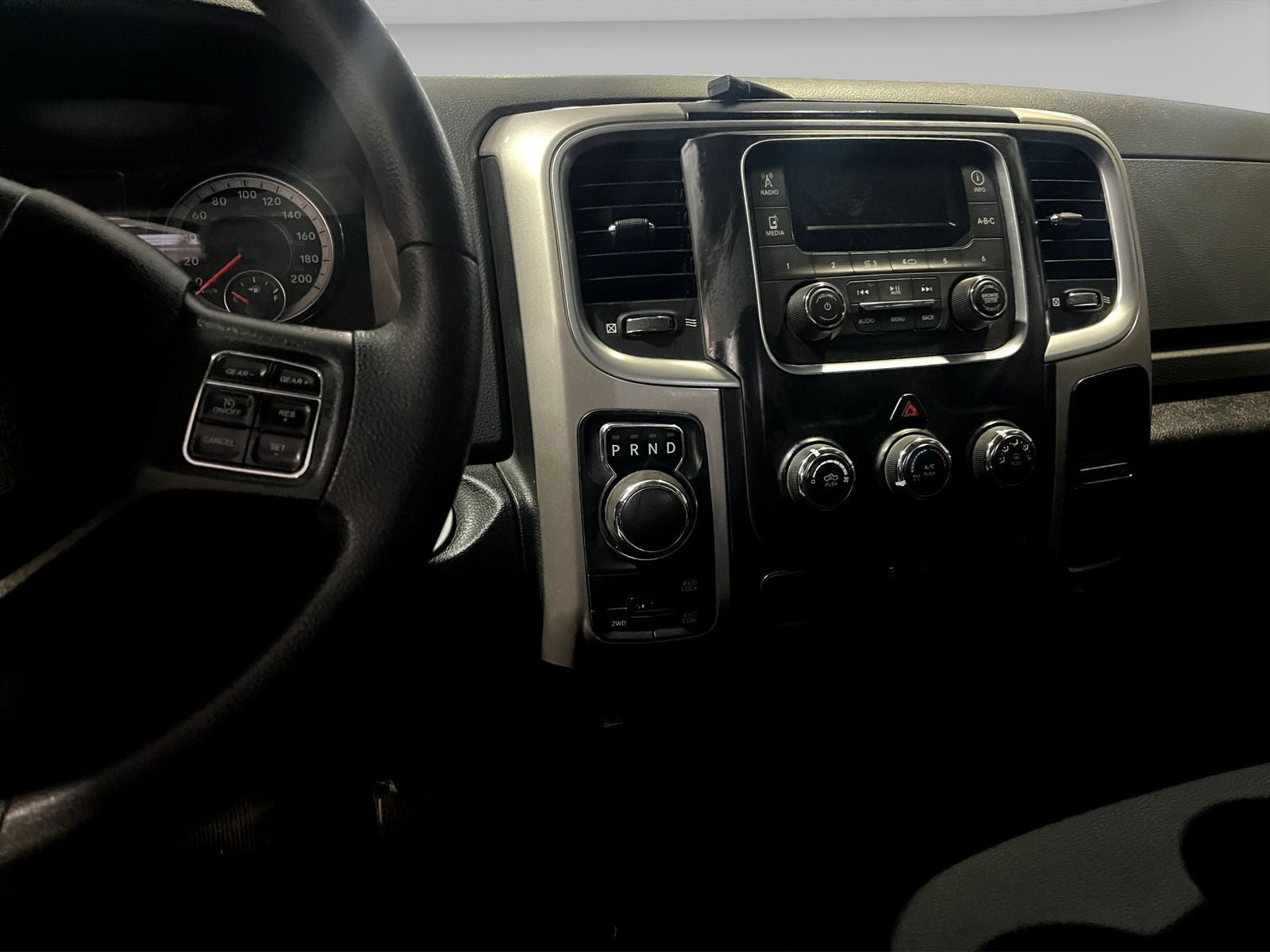 2020 RAM 1500 5.0 V8 XL Crew Cab 4x4 At