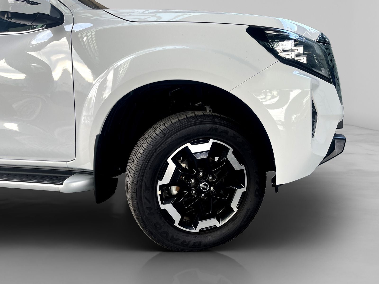 2025 Nissan Frontier 2.5 Doble Cabina LE Platinum At