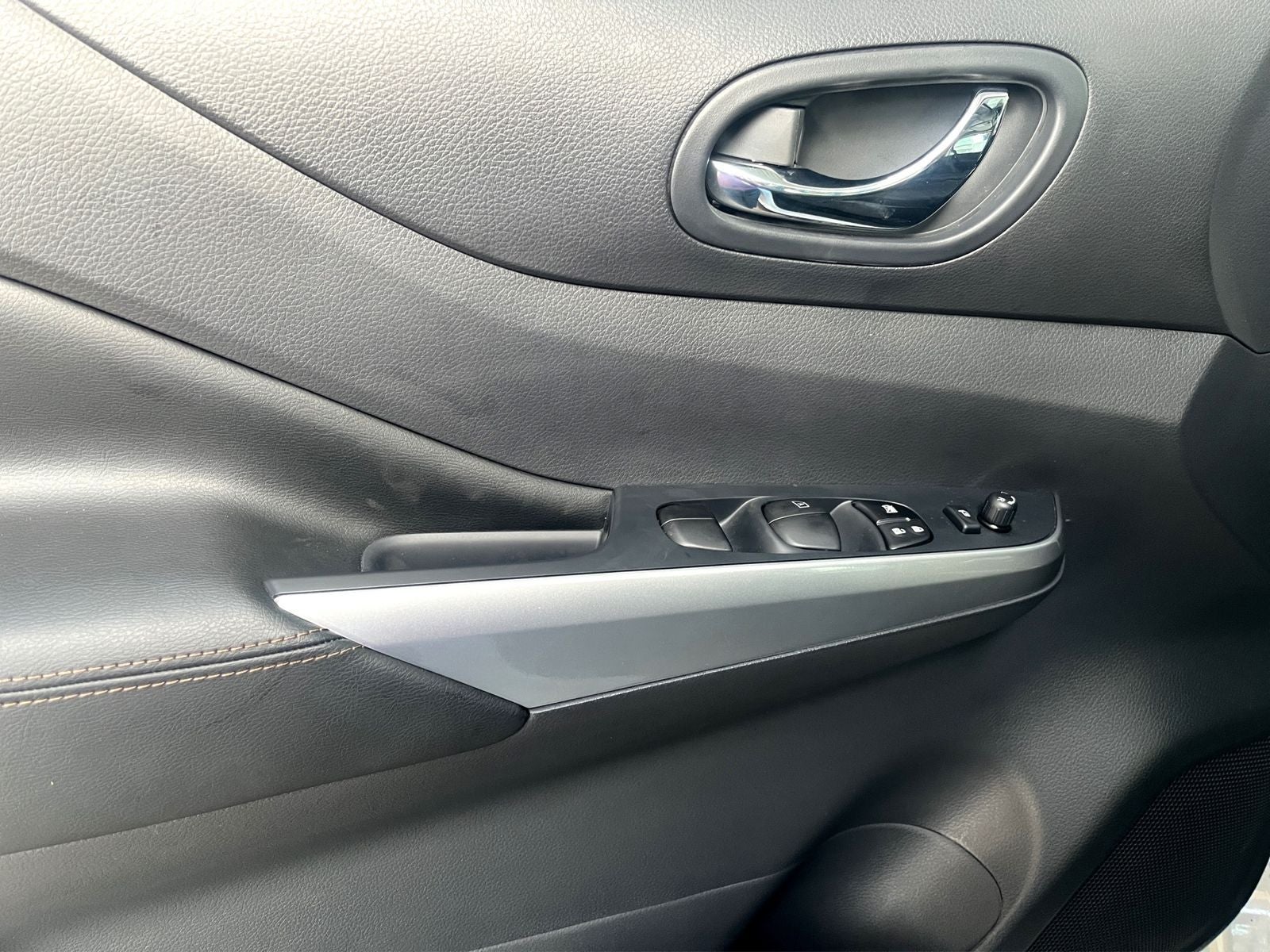 2025 Nissan Frontier 2.5 Doble Cabina LE Platinum At