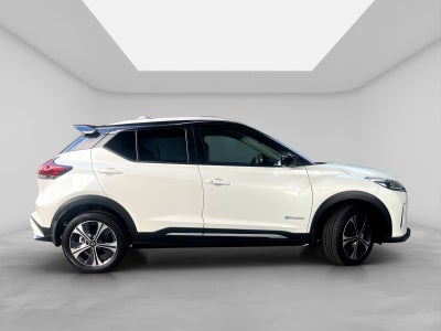 2024 Nissan Kicks E-Power Platinum At