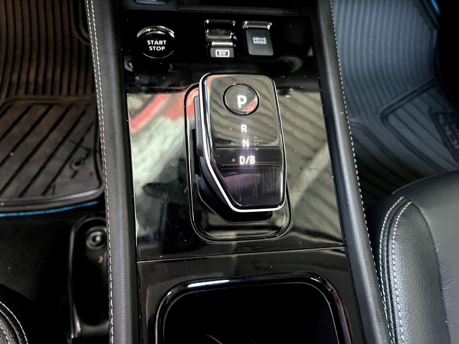 2024 Nissan Kicks E-Power Platinum At