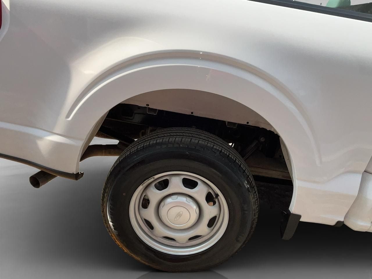 2023 Ford F-150 3.3 XL Doble Cabina V6 4x2 At