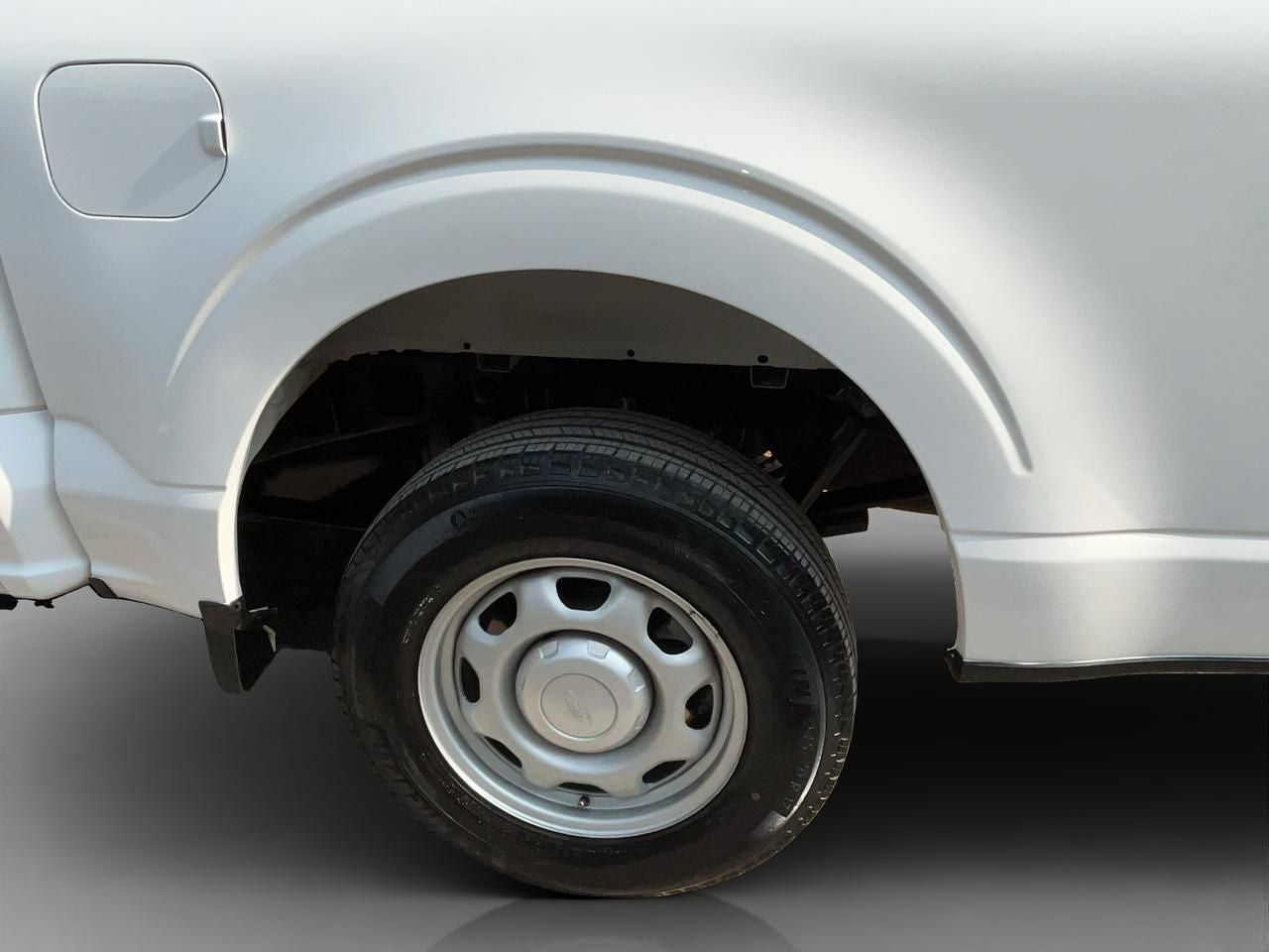 2023 Ford F-150 3.3 XL Doble Cabina V6 4x2 At