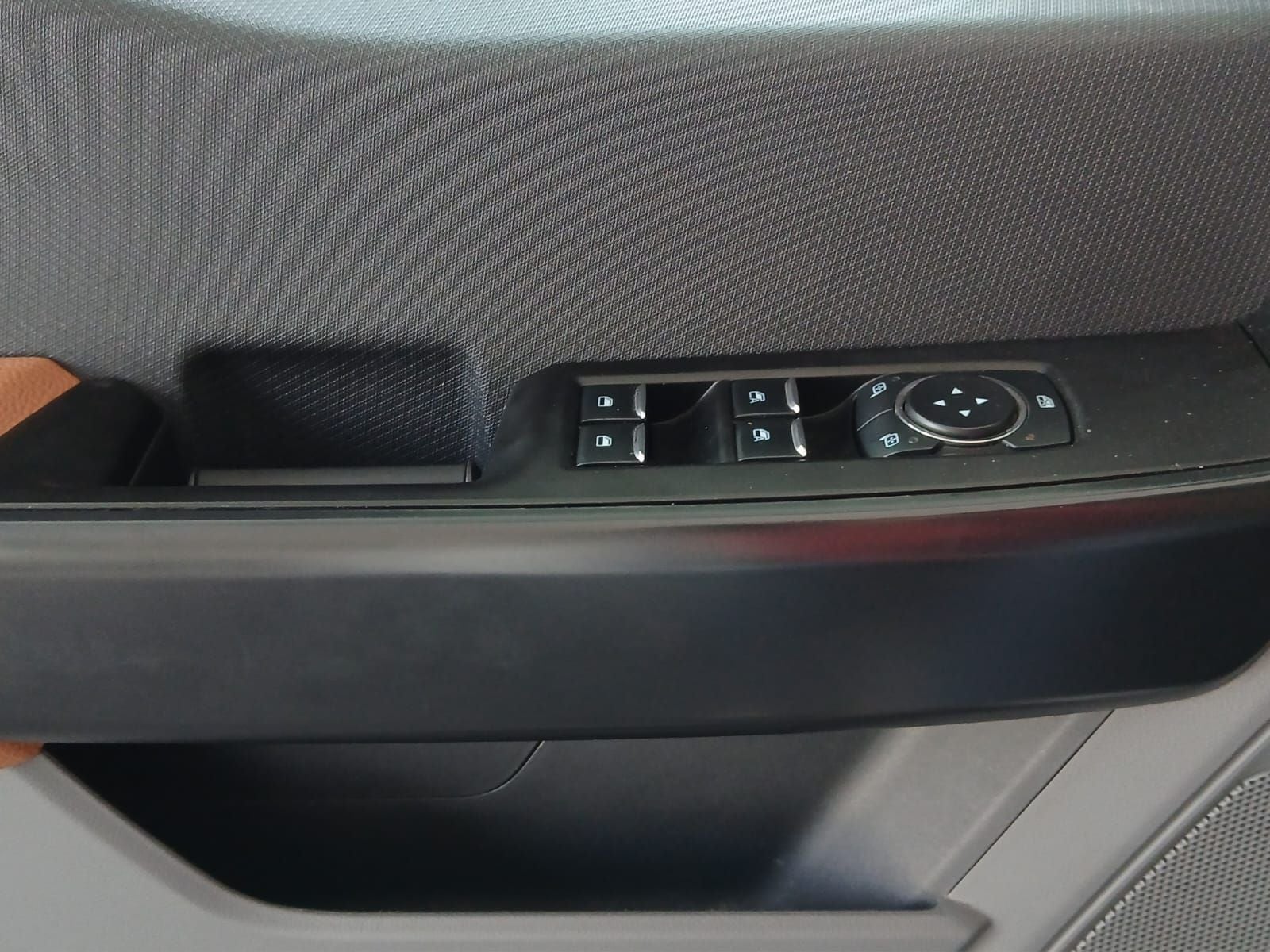 2023 Ford F-150 3.3 XL Cabina Regular V6 4x2 At