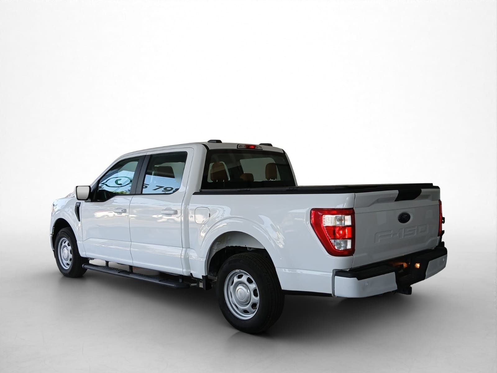 2023 Ford F-150 3.3 XL Cabina Regular V6 4x2 At