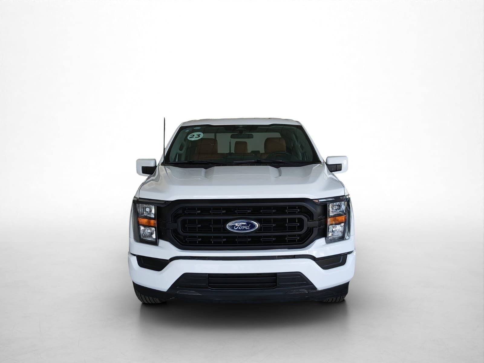 2023 Ford F-150 3.3 XL Cabina Regular V6 4x2 At
