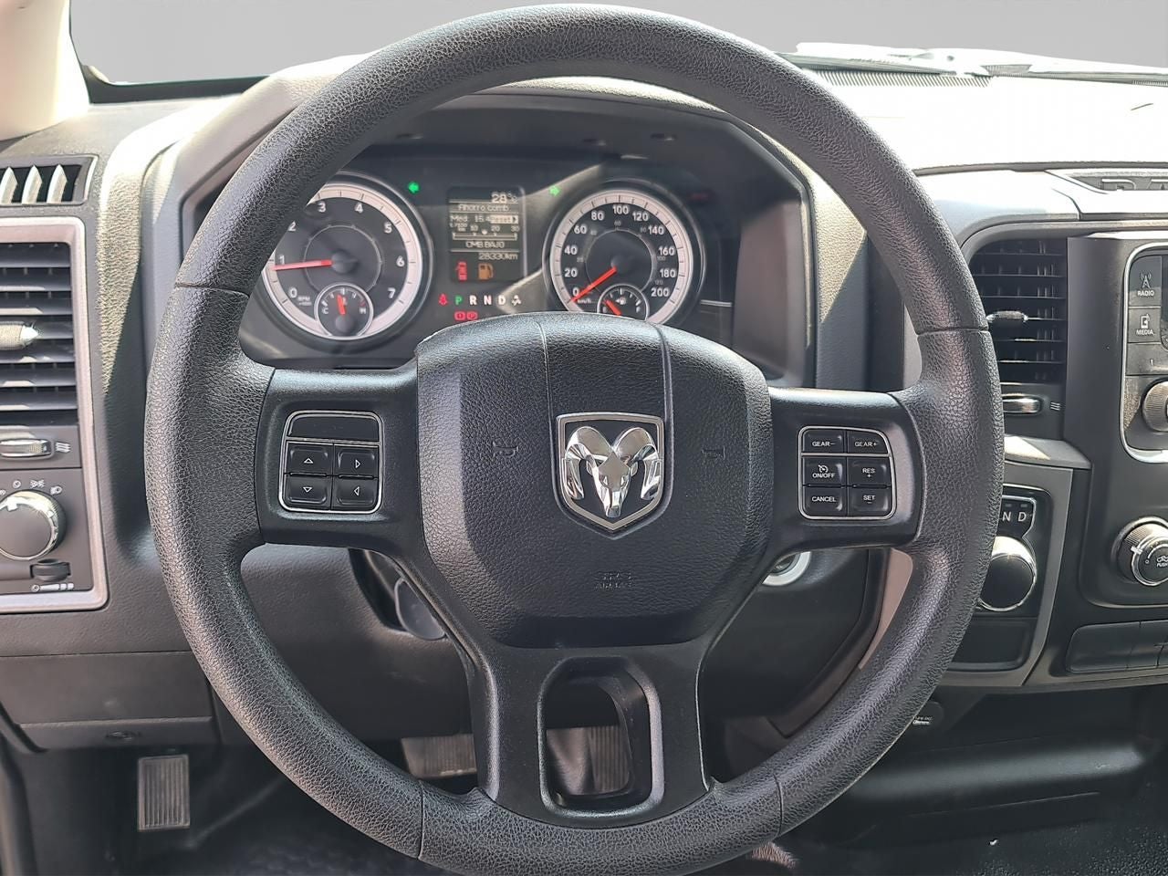 2020 RAM 1500 3.6 V6 ST Cab Regular 4x2 At