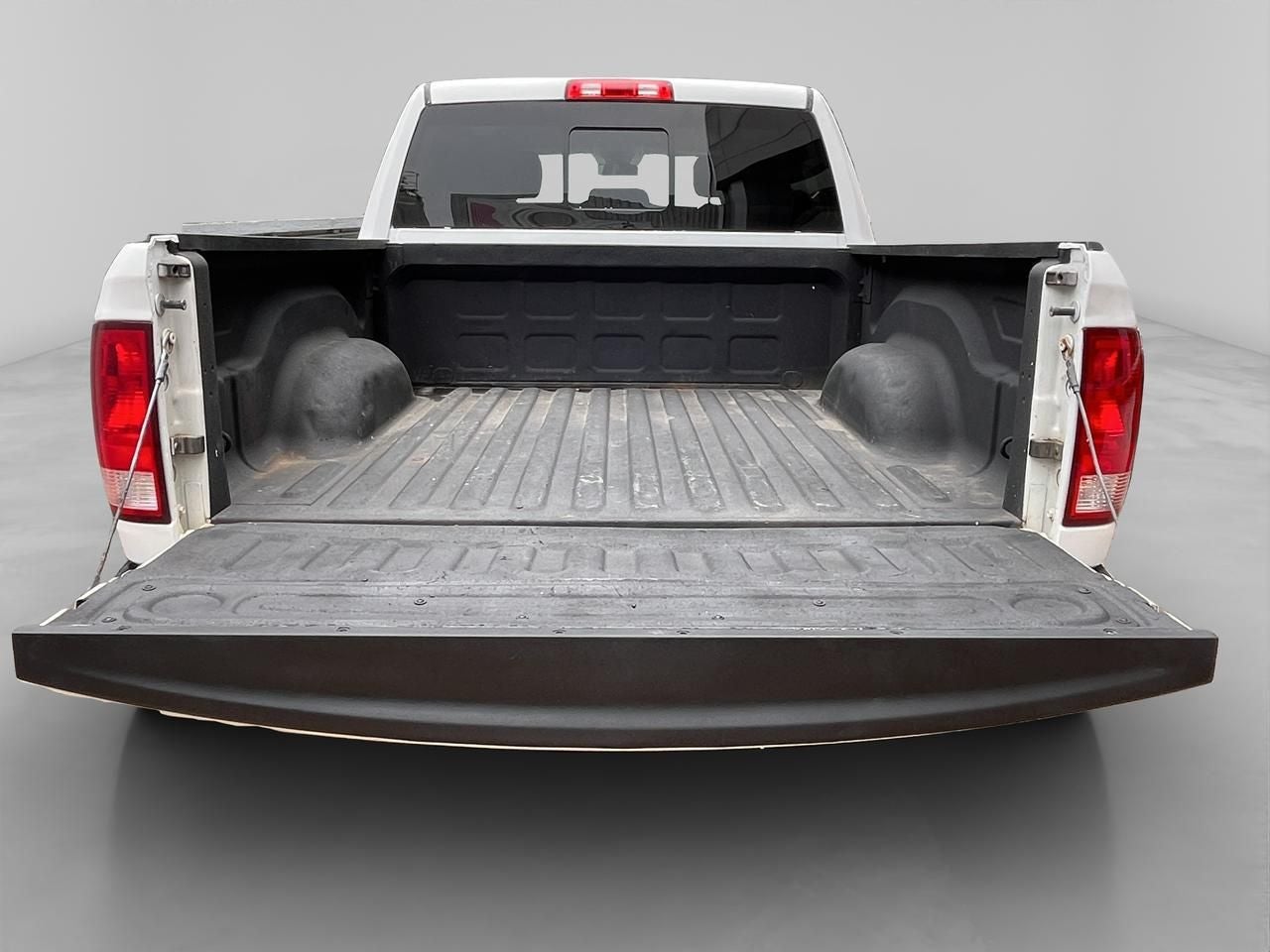 2020 RAM 1500 3.3 V6 XL Crew Cab 4x2 At