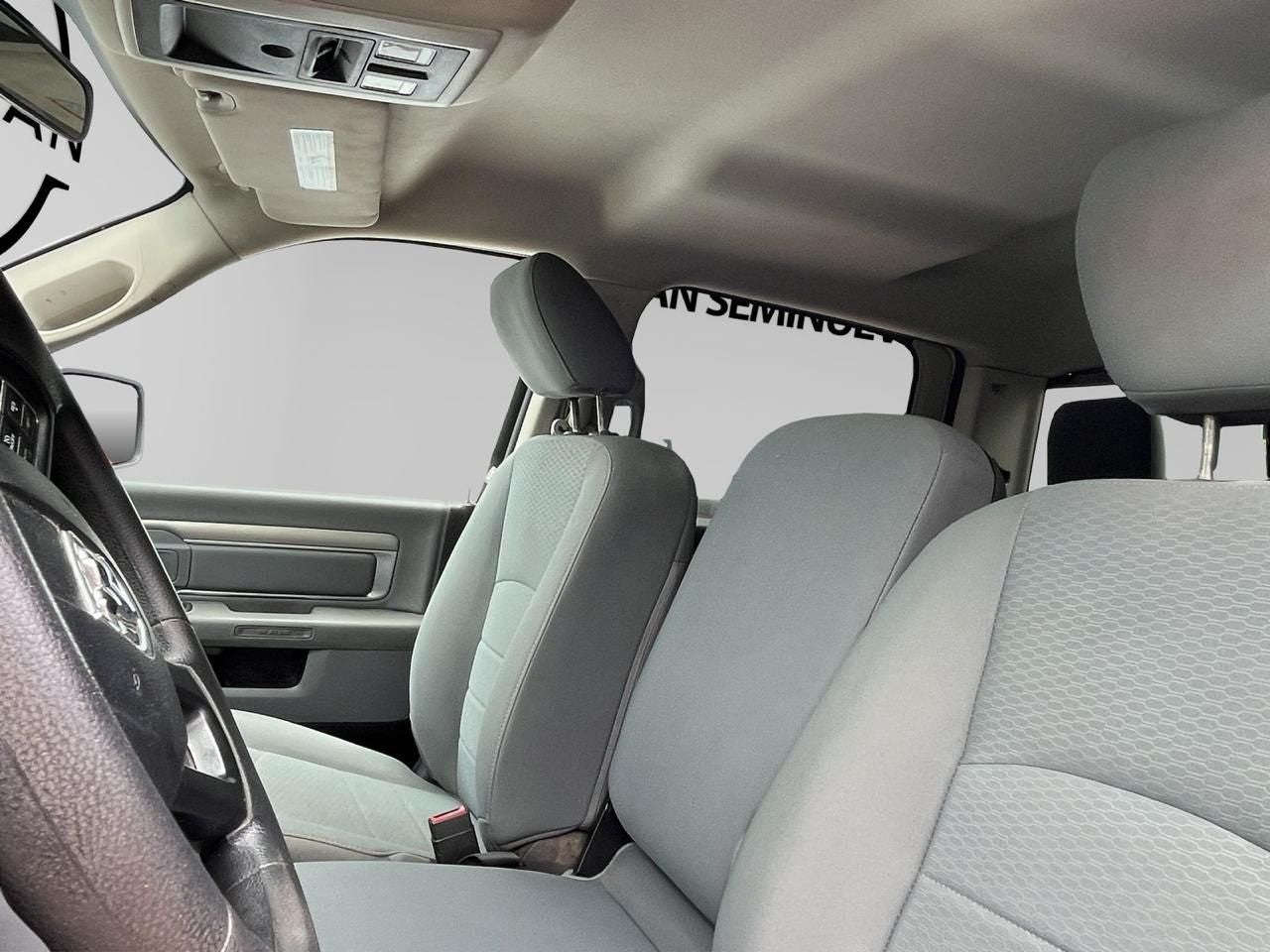 2020 RAM 1500 3.3 V6 XL Crew Cab 4x2 At