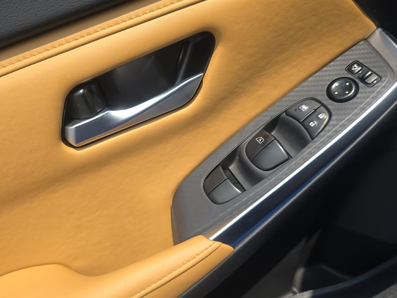 2025 Nissan Sentra 2.0 SR Platinum At