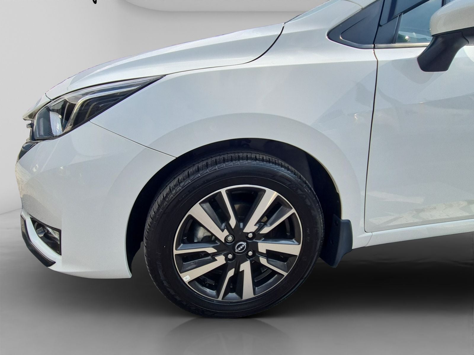 2025 Nissan Versa 1.6 Advance At