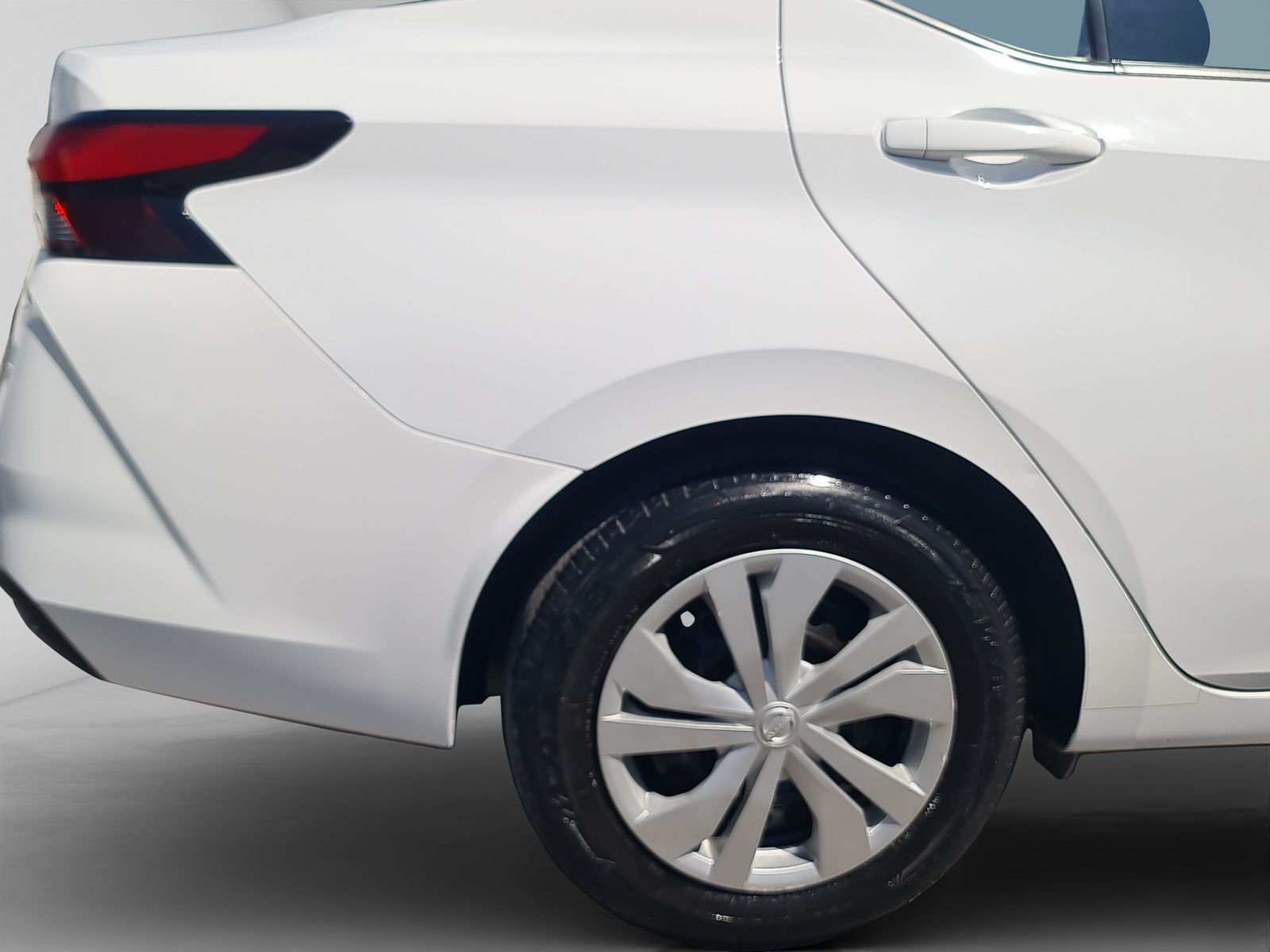 2021 Nissan Versa 1.6 Sense Mt