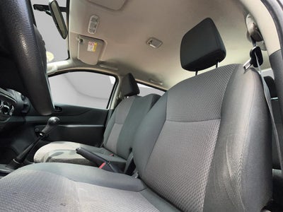 2020 Nissan NP300 2.5 Doble Cabina S Ac Pack Seg Mt