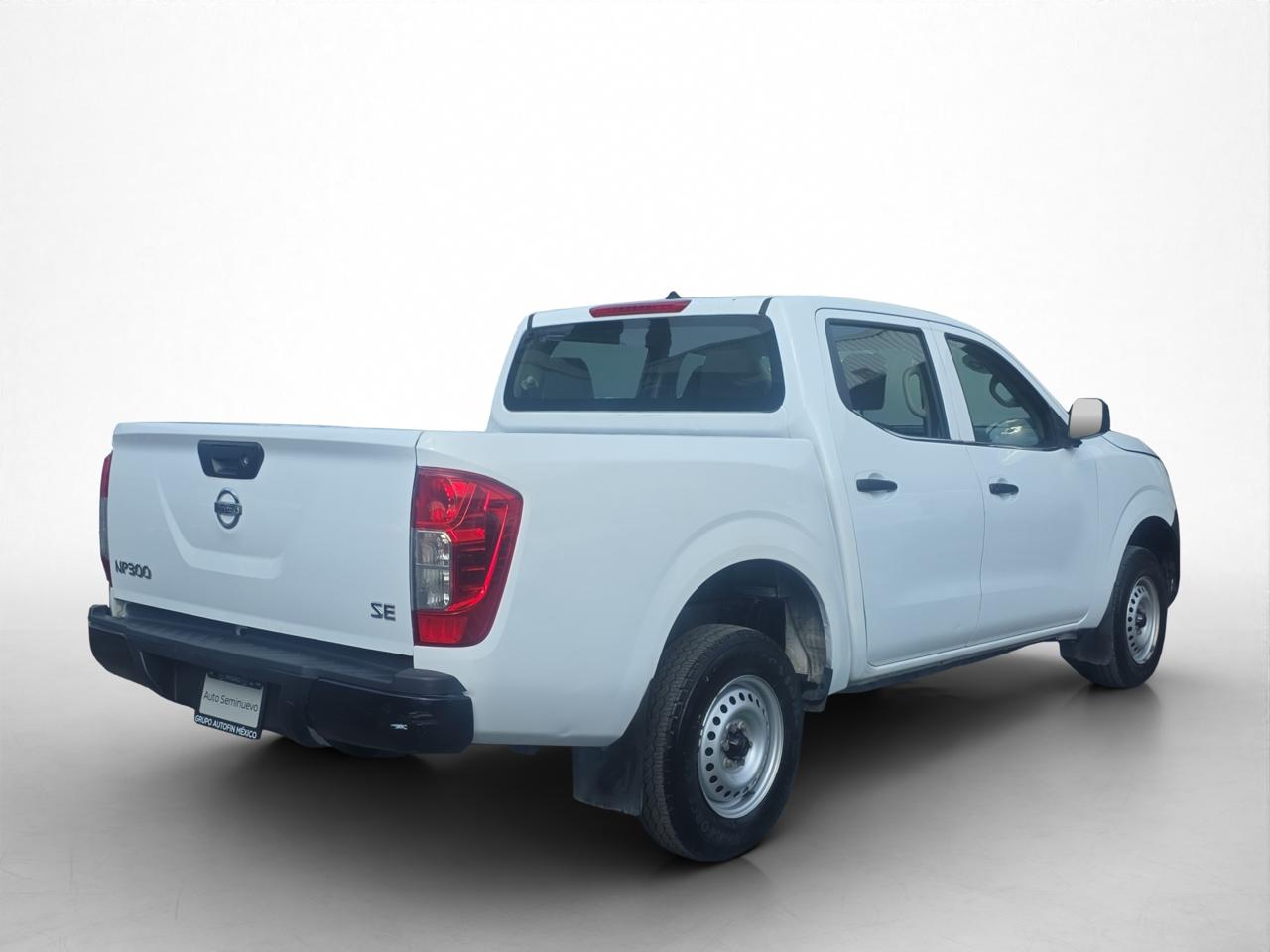 2020 Nissan NP300 2.4 Doble Cabina Se Aa Pack Seg Mt