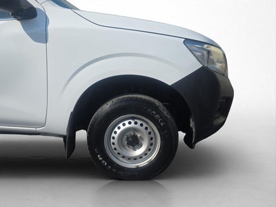 2020 Nissan NP300 2.4 Doble Cabina Se Aa Pack Seg Mt