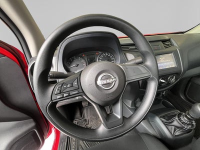 2025 Nissan NP300 2.5 Chasis AC VDC Mt