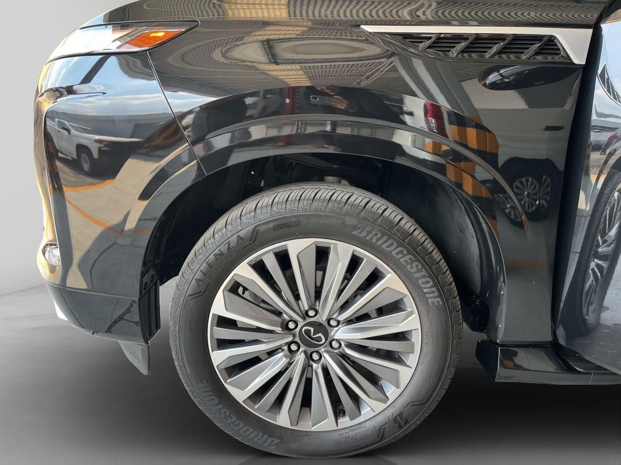 2025 INFINITI QX80 3.5 Sensory 7 pasajeros At