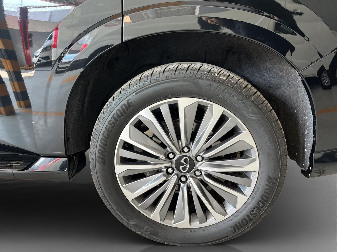 2025 INFINITI QX80 3.5 Sensory 7 pasajeros At