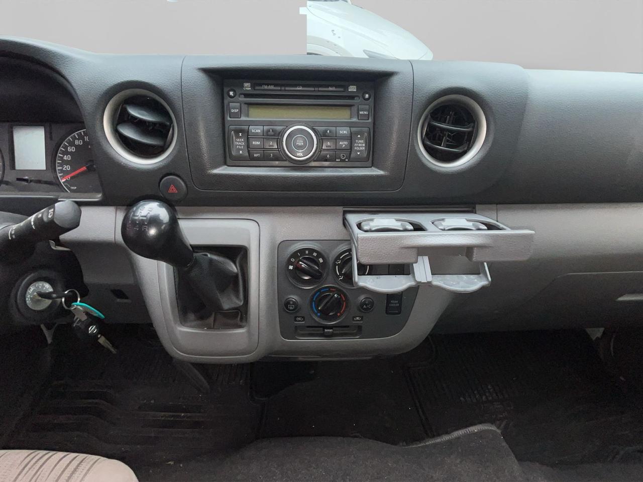 2022 Nissan Urvan 2.5 15 Pas Amplia Aa Mt