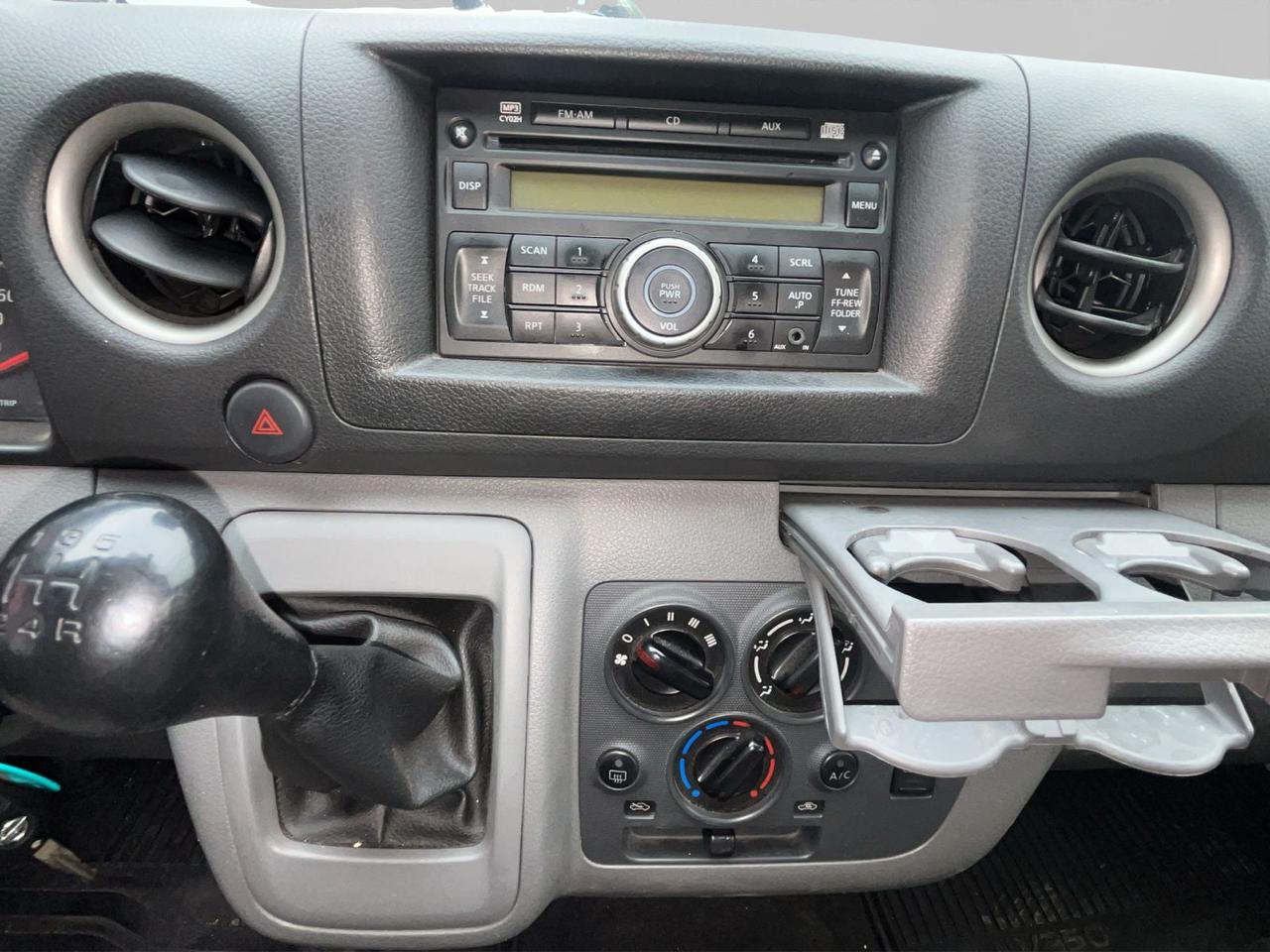 2022 Nissan Urvan 2.5 15 Pas Amplia Aa Mt