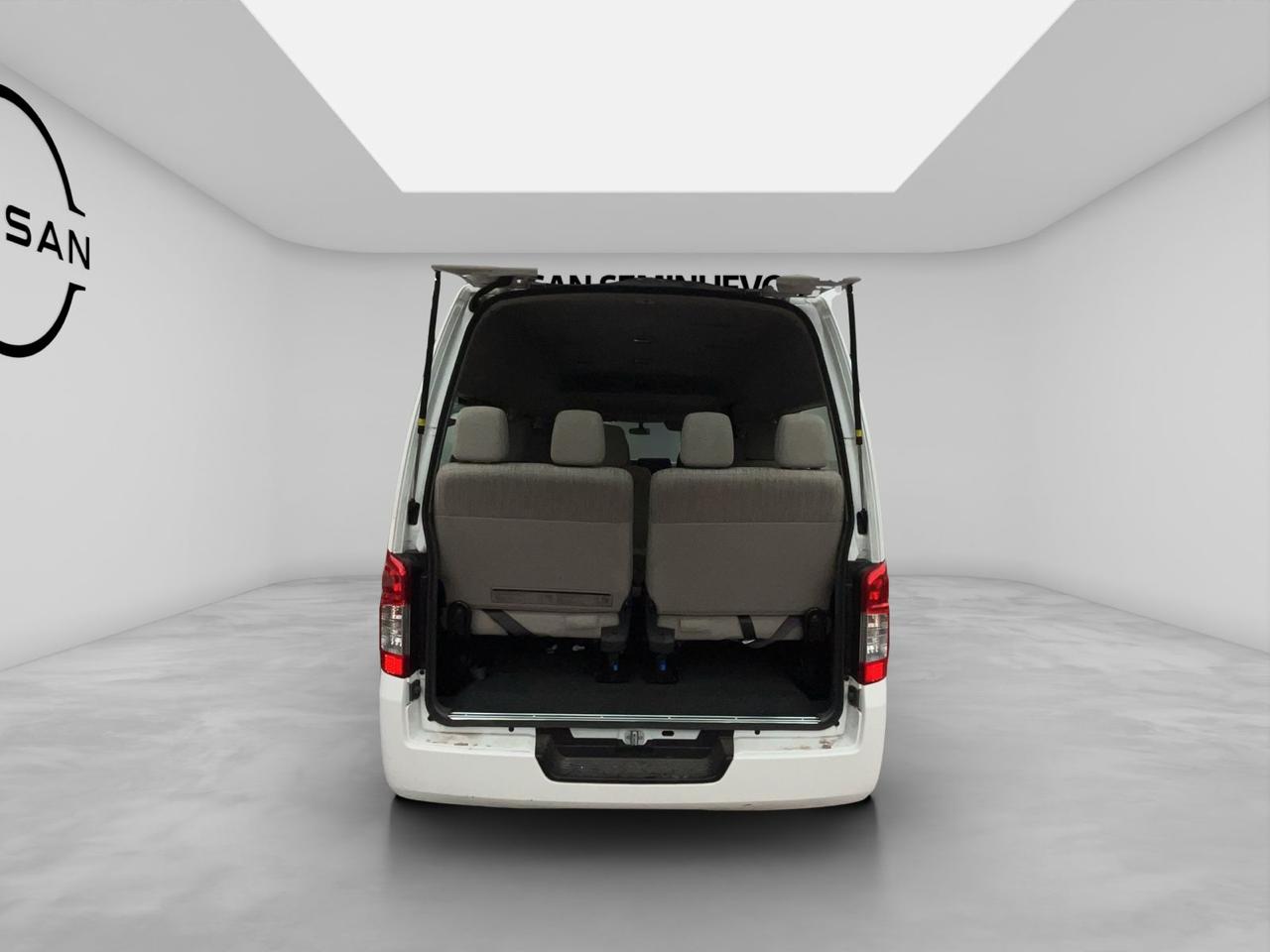 2022 Nissan Urvan 2.5 15 Pas Amplia Aa Mt