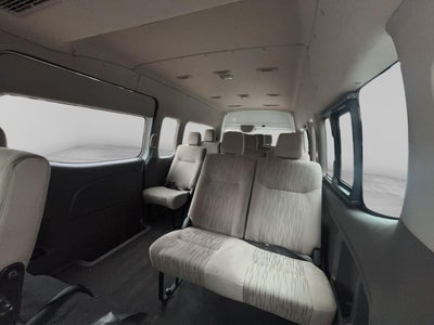 2022 Nissan Urvan 2.5 15 Pas Amplia Aa Mt