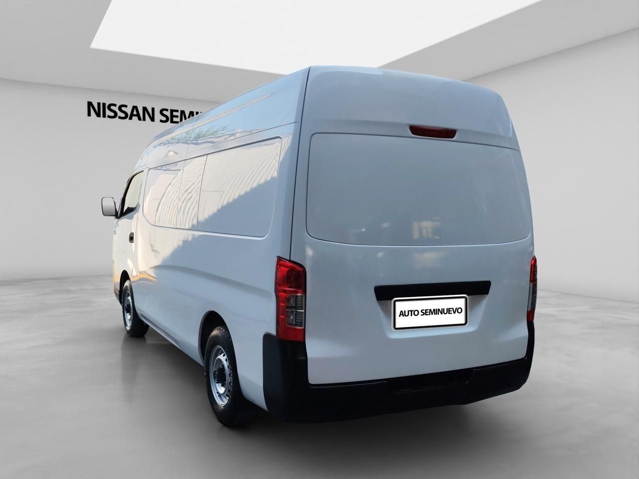 2023 Nissan Urvan 2.5 Panel Amplia AA Mt
