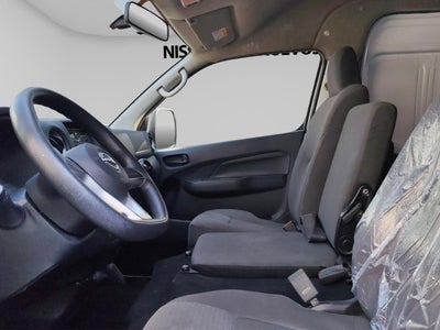2023 Nissan Urvan 2.5 Panel Amplia AA Mt