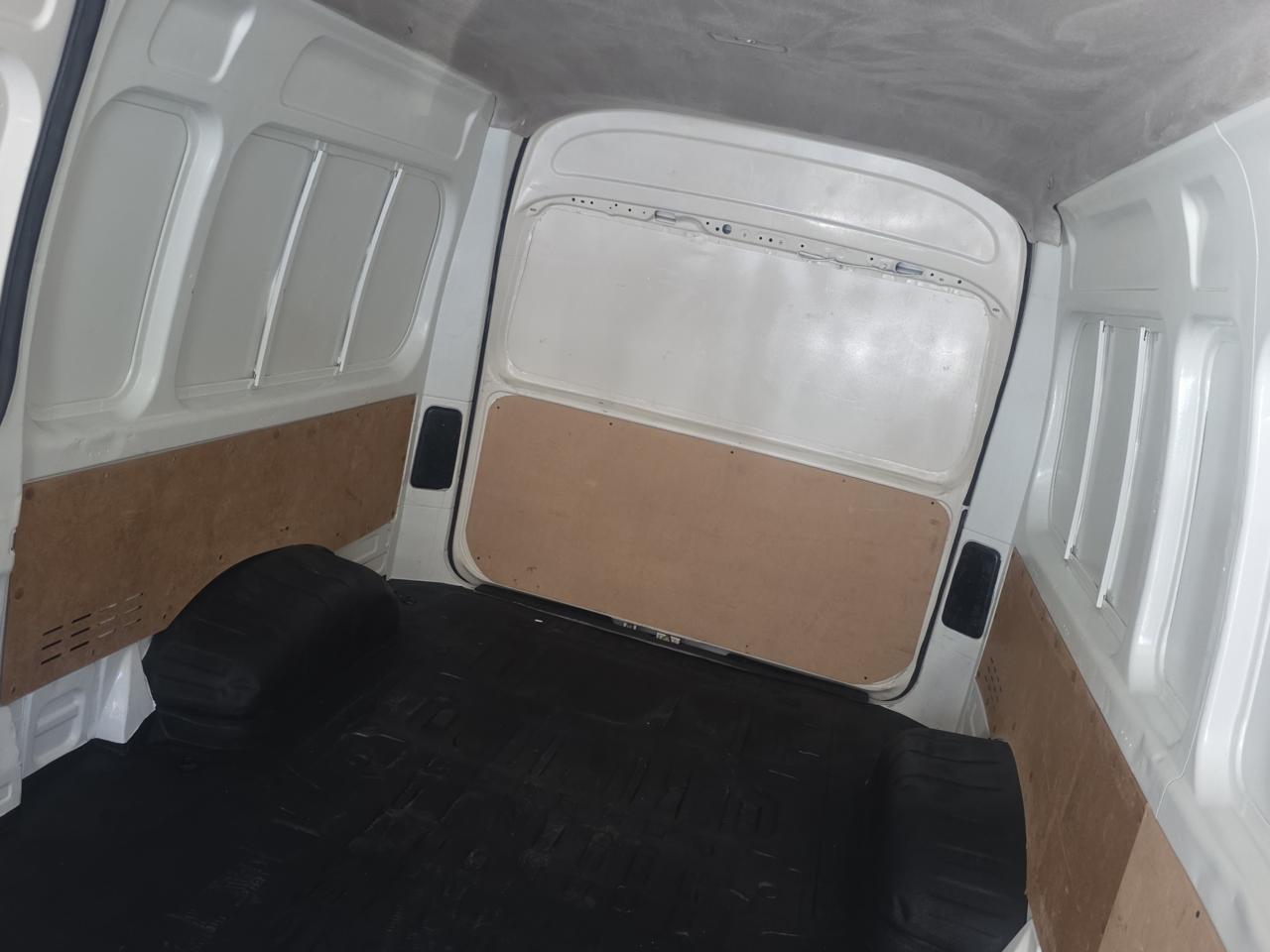 2023 Toyota Hiace 3.5 Super Larga Ventanas Mt