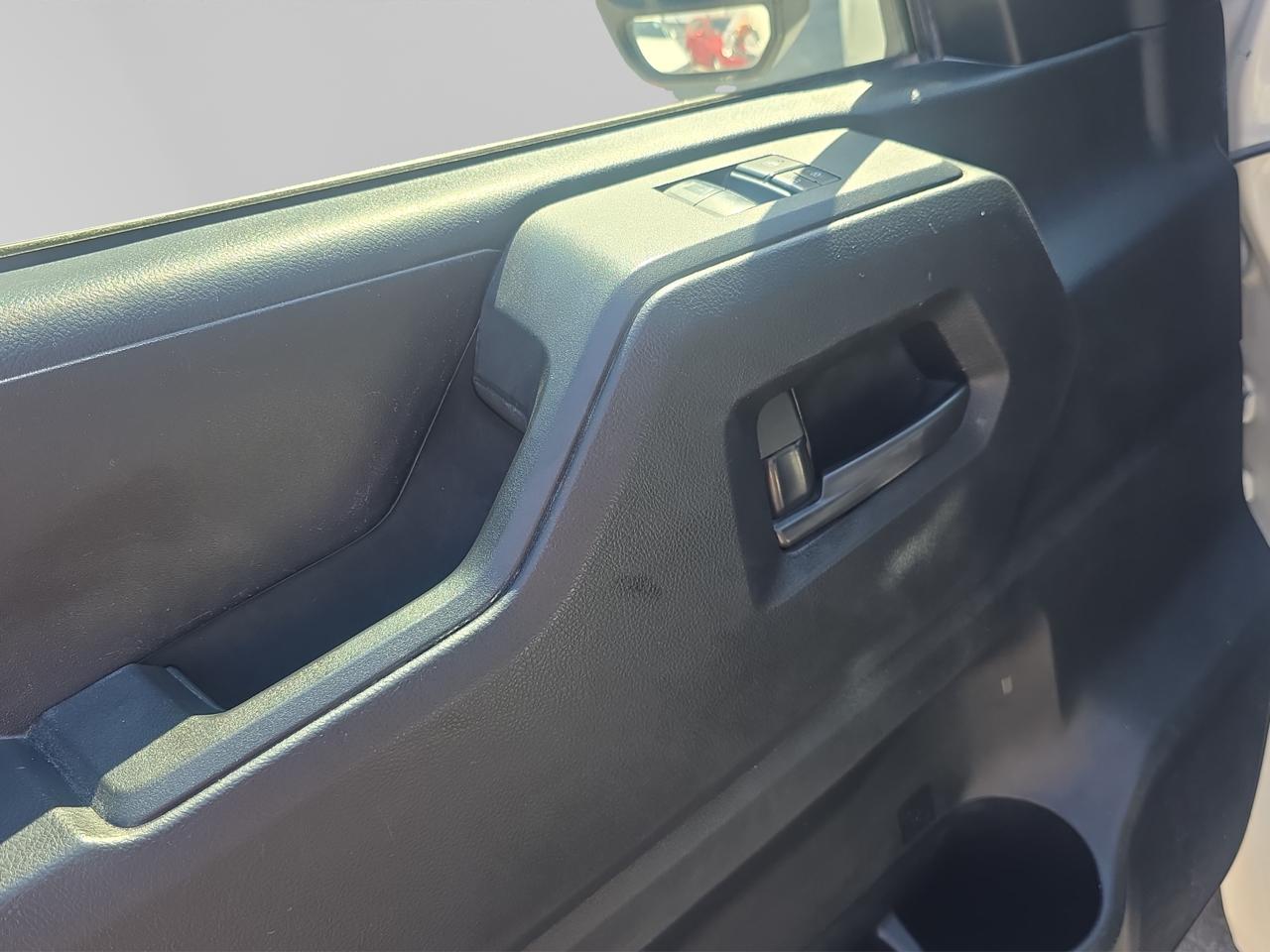 2023 Toyota Hiace 3.5 Super Larga Ventanas Mt