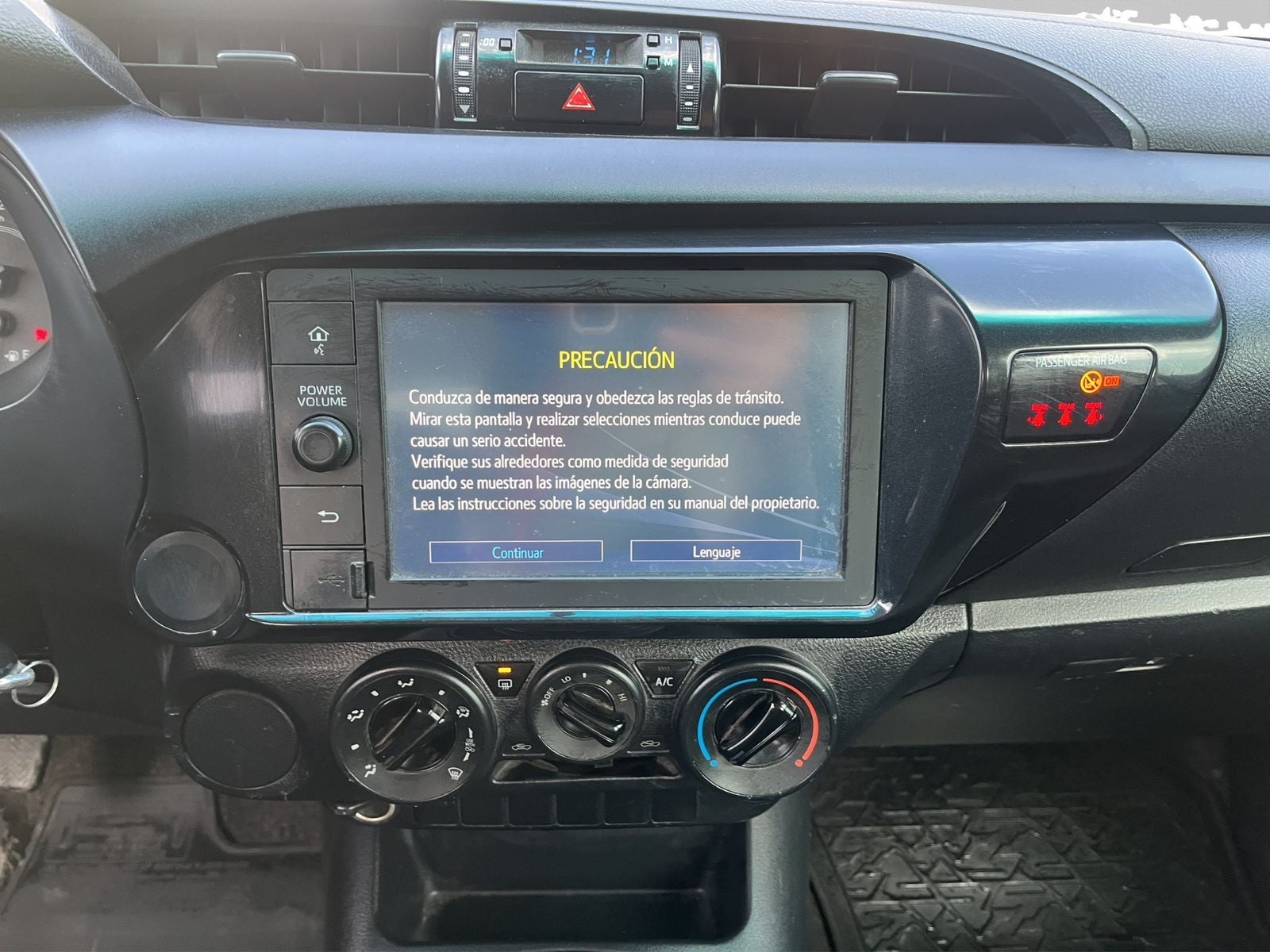 2022 Toyota Hilux 2.7 SR Doble Cabina Mt