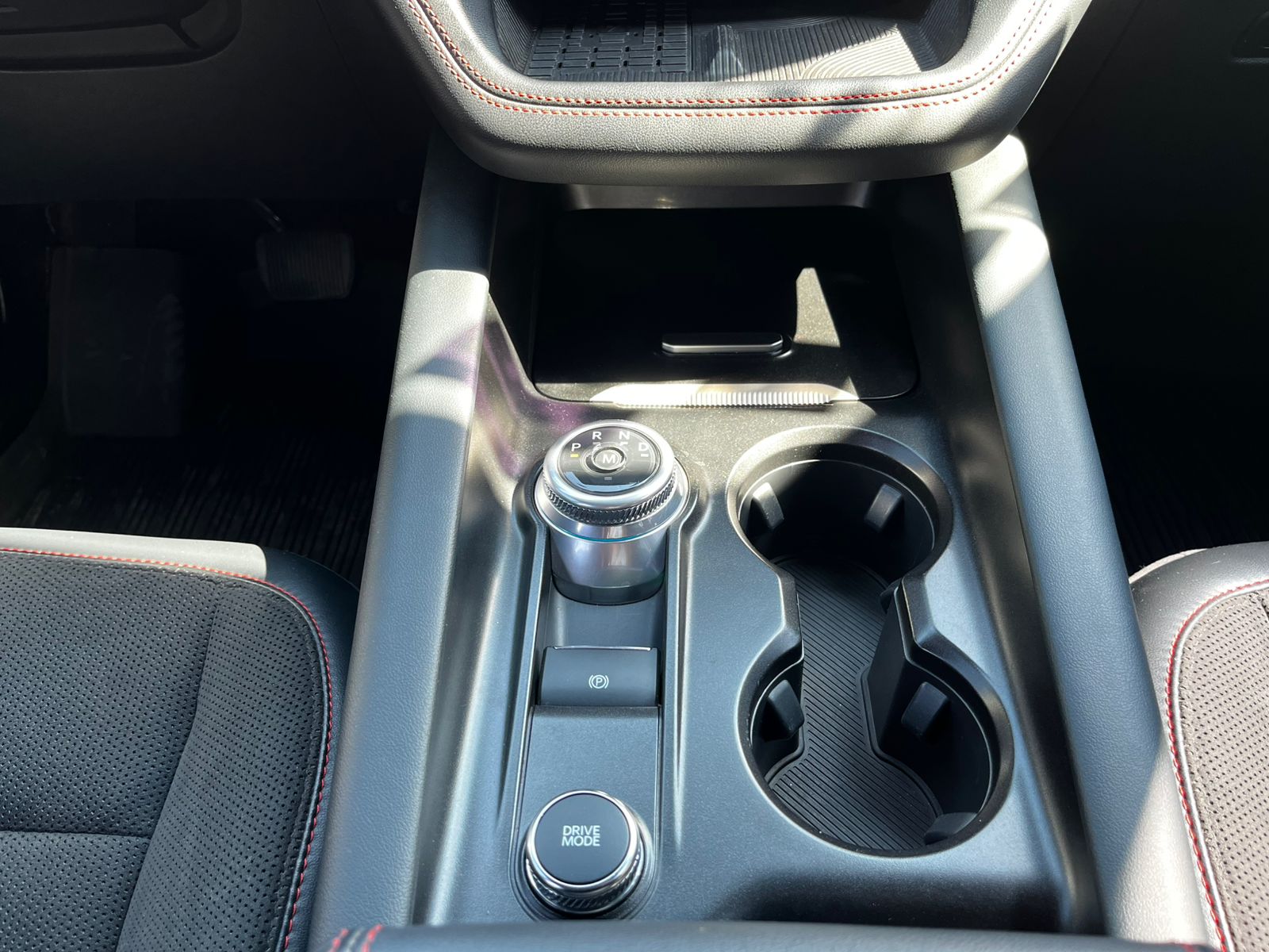 2025 Ford Explorer 3.0 St At