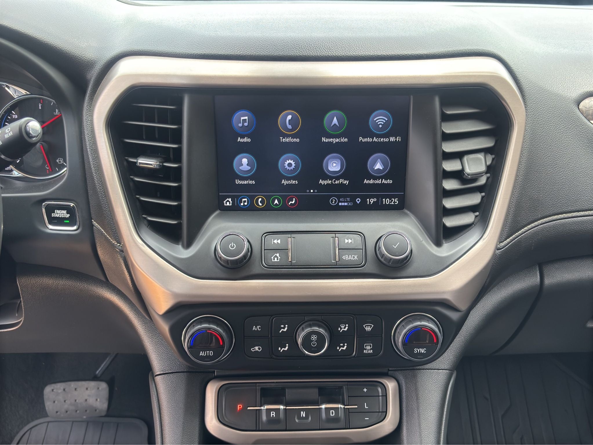 2023 GMC Acadia 3.6 Denali At