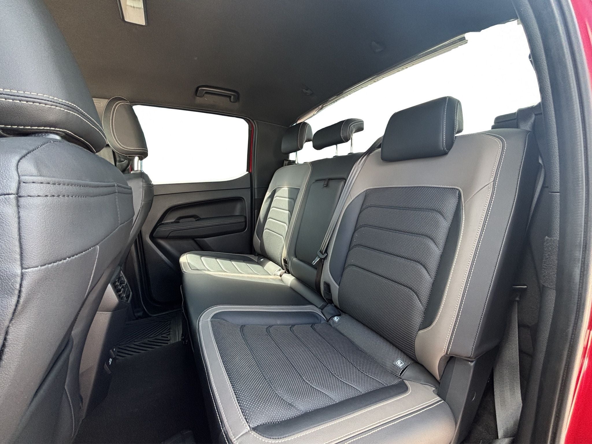 2025 Volkswagen Amarok 2.0 TDI Aventura Doble Cabina 4x4 At