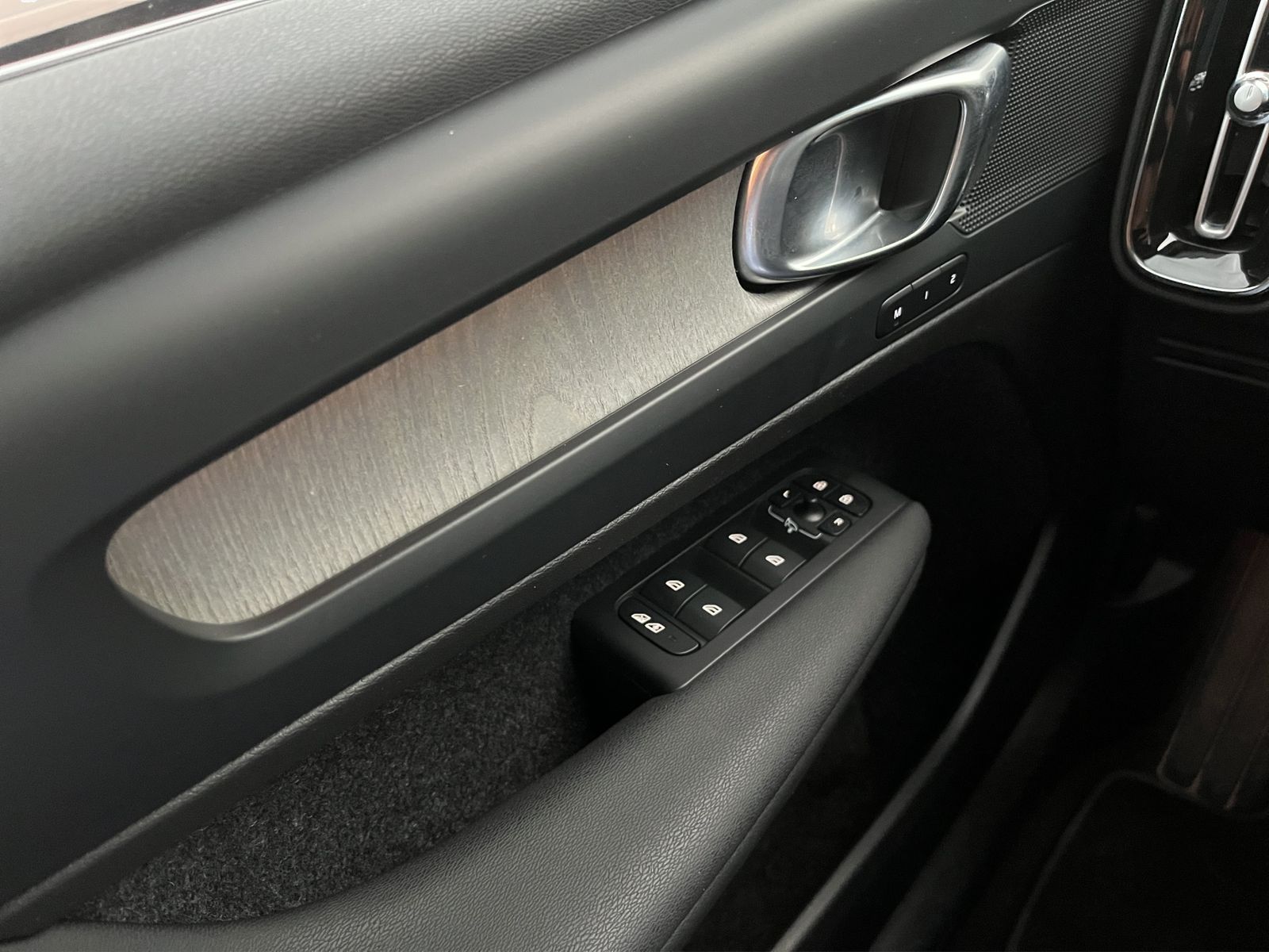 2024 Volvo XC40 2.0 B4 Mild Hybrid At