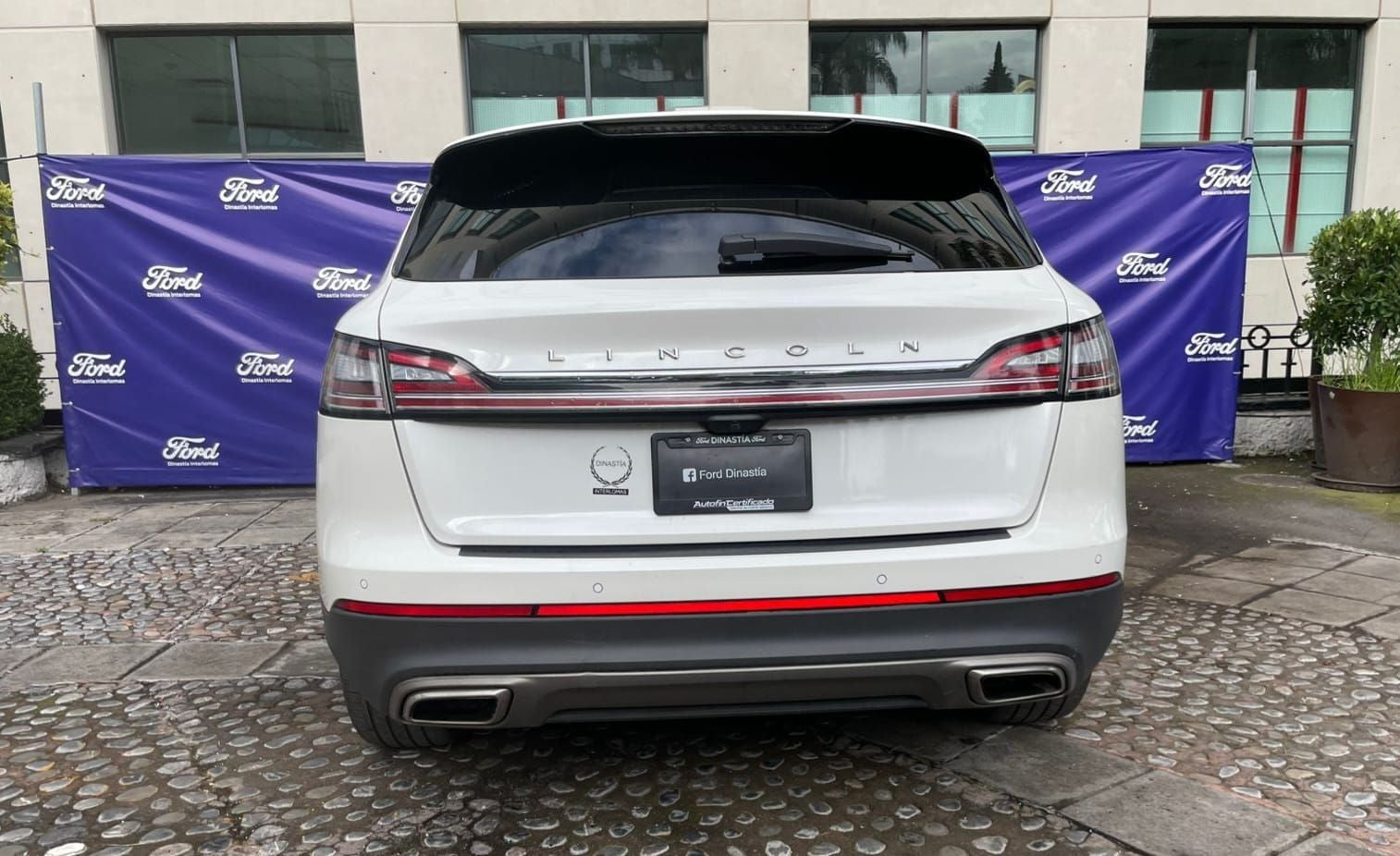 2022 Lincoln Nautilus 2.7 Reserve At